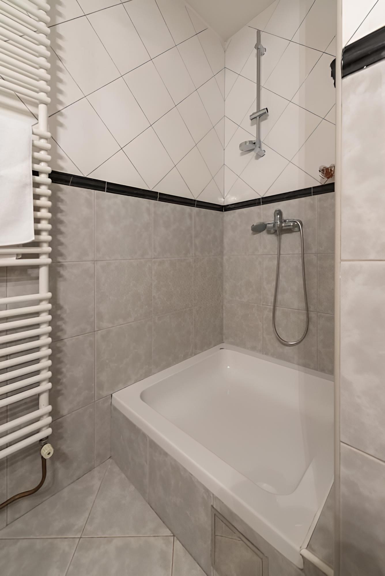Snjeza - Spacious & Comfortable - A1
