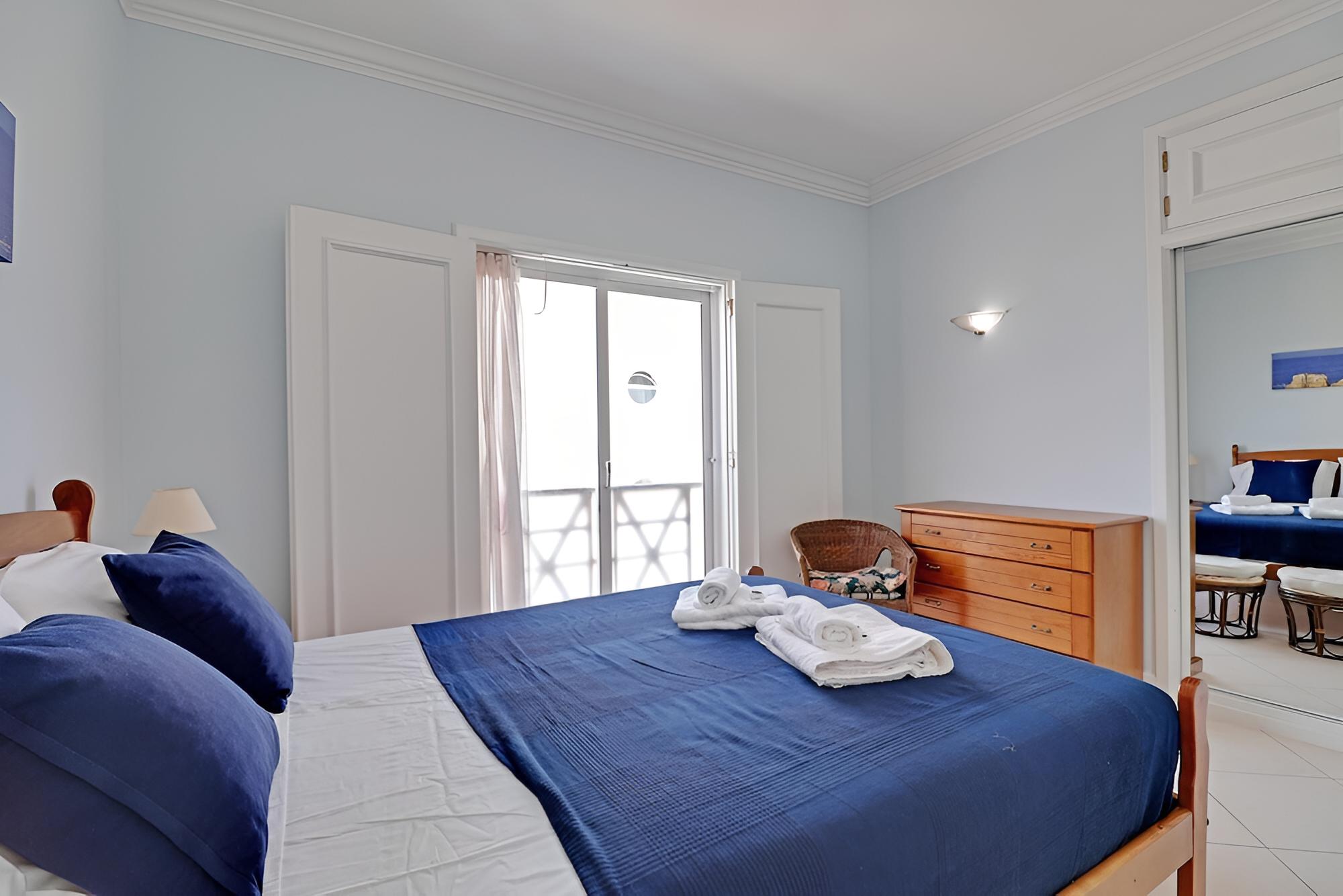 Vilamoura Main Avenue by Homing