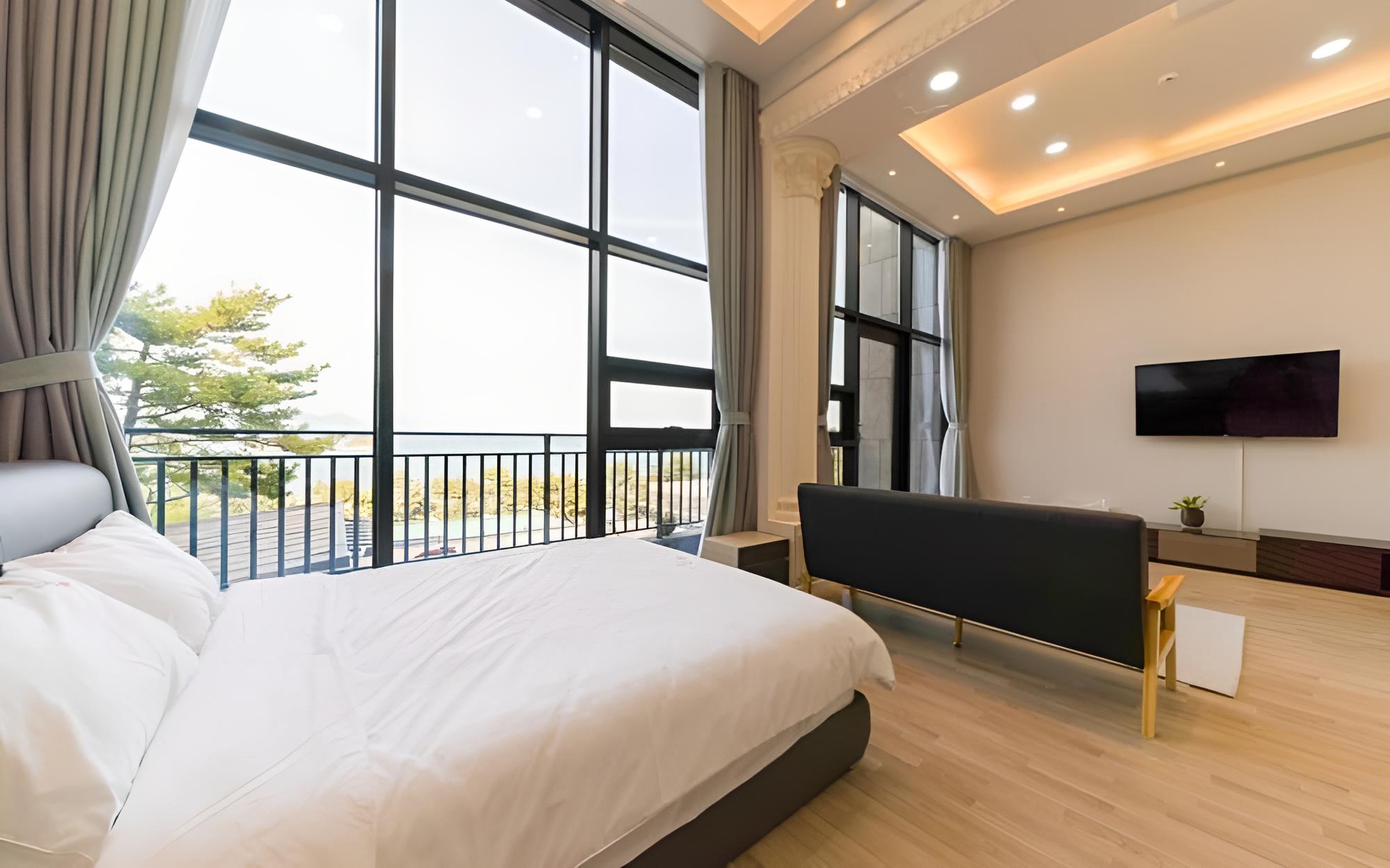 Yeosu The Island Looks Pension view 4
