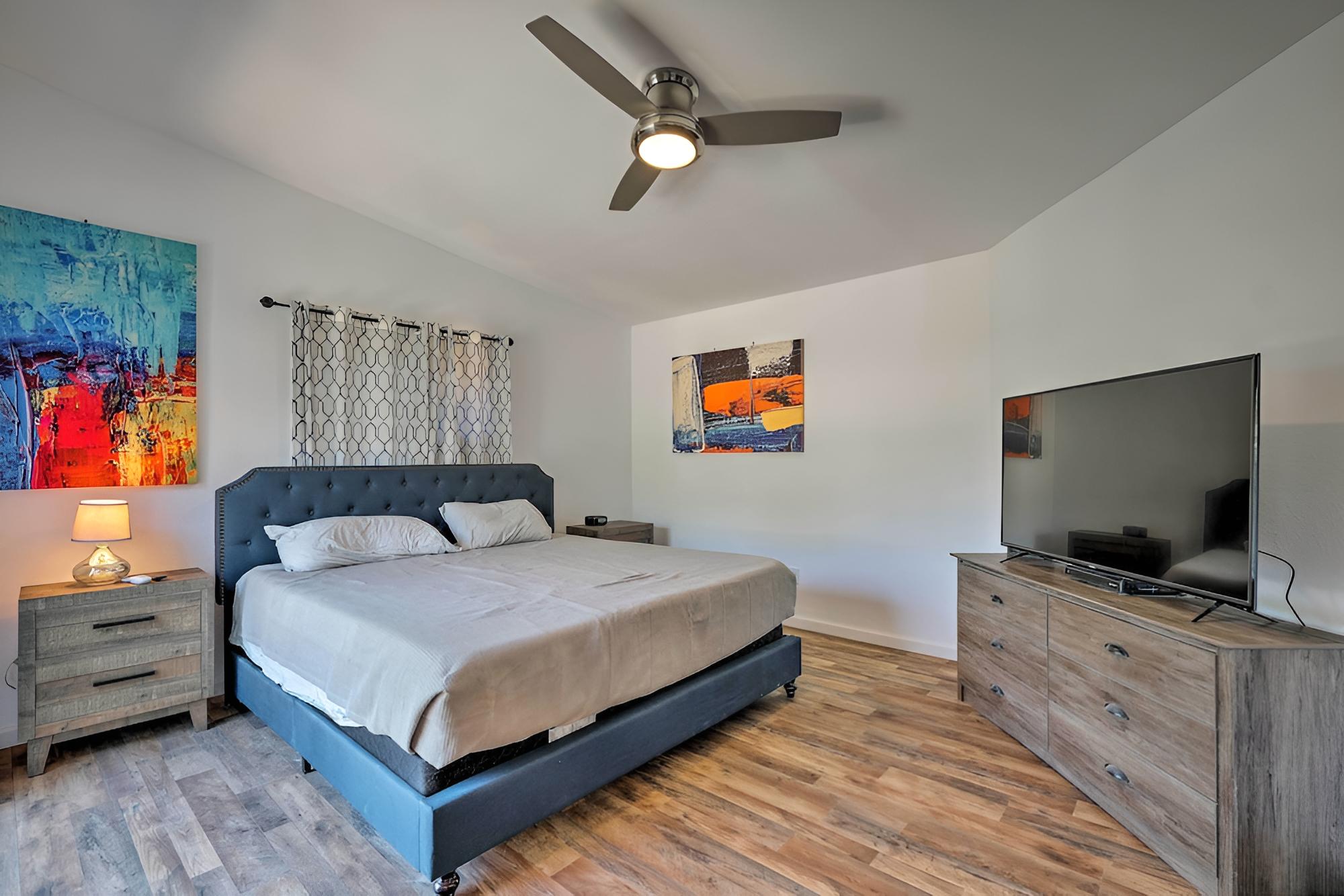 Updated Jamestown Home, Walk to Downtown!