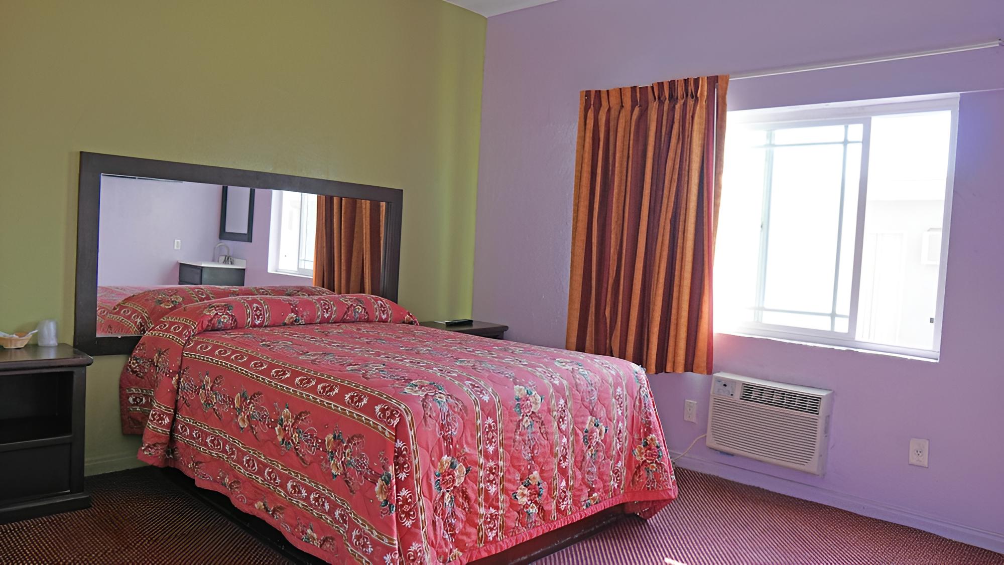 Antonio Hotel