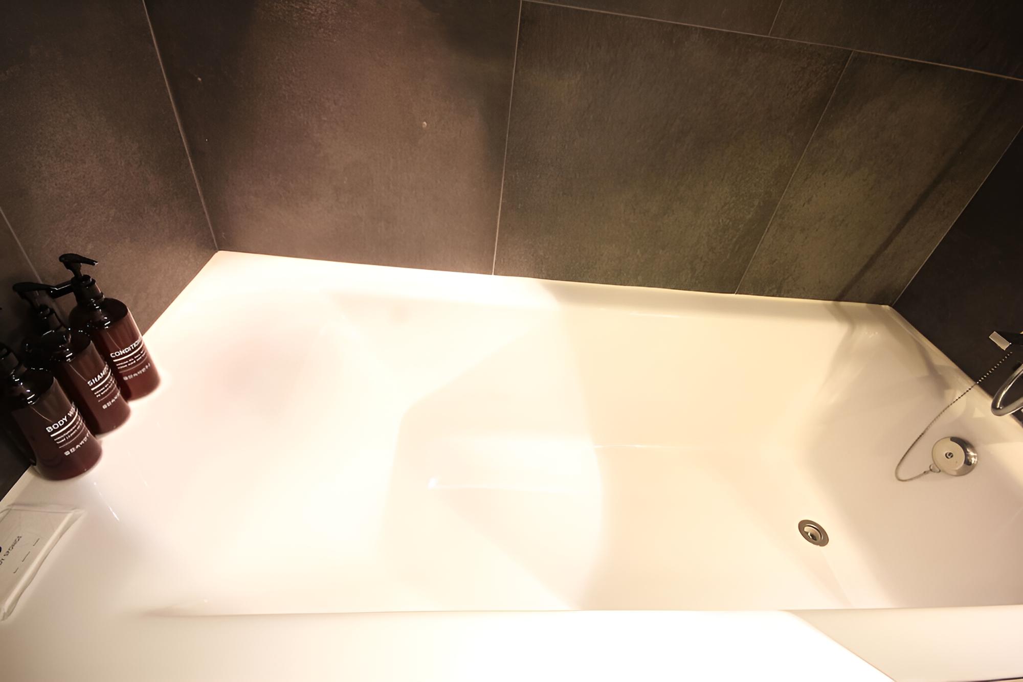 Photo 31