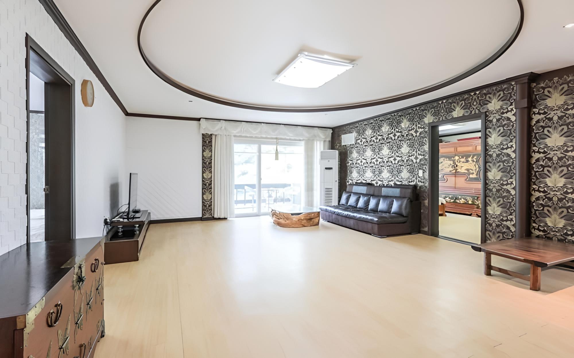 Goseong Haedangwha Pension