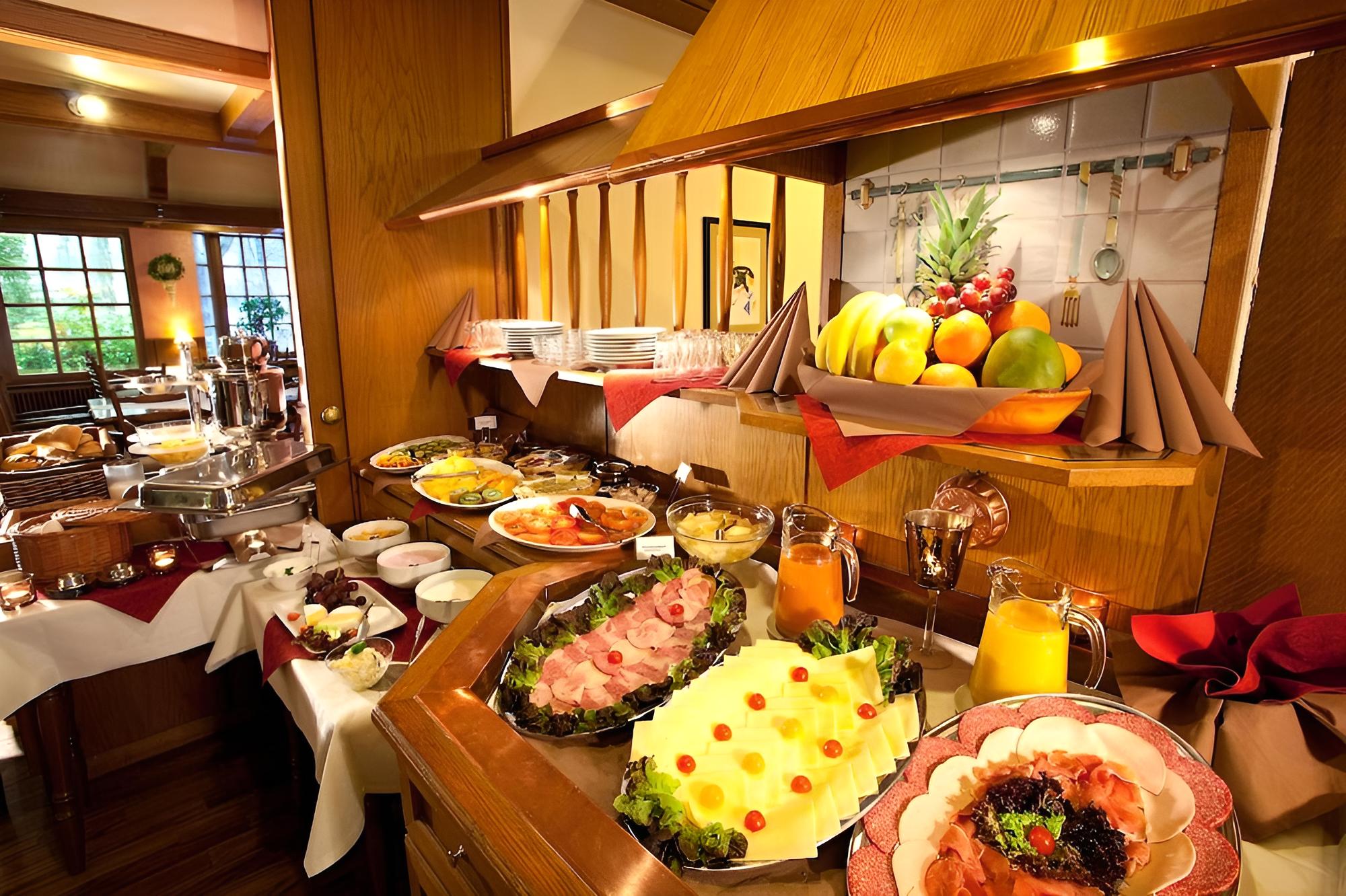 Centro Hotel Norderstedter Hof by INA - Property Image 6