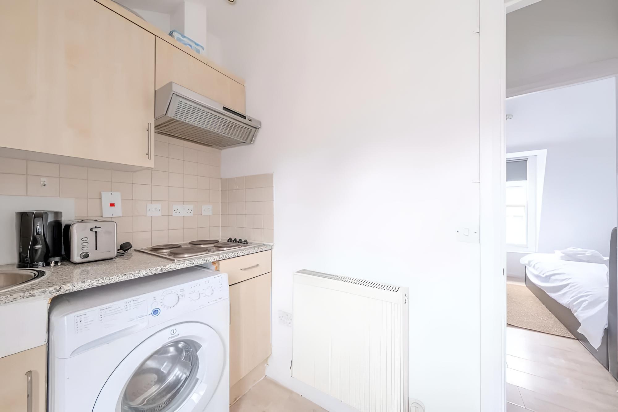 Central & Compact 1BD - 5min Walk to Paddington