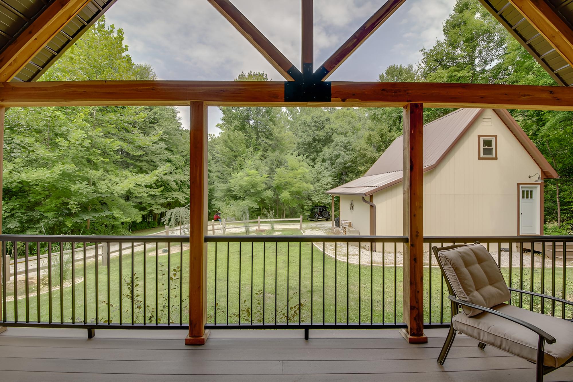 Family-friendly Indiana Cabin w/ Hot Tub & Decks