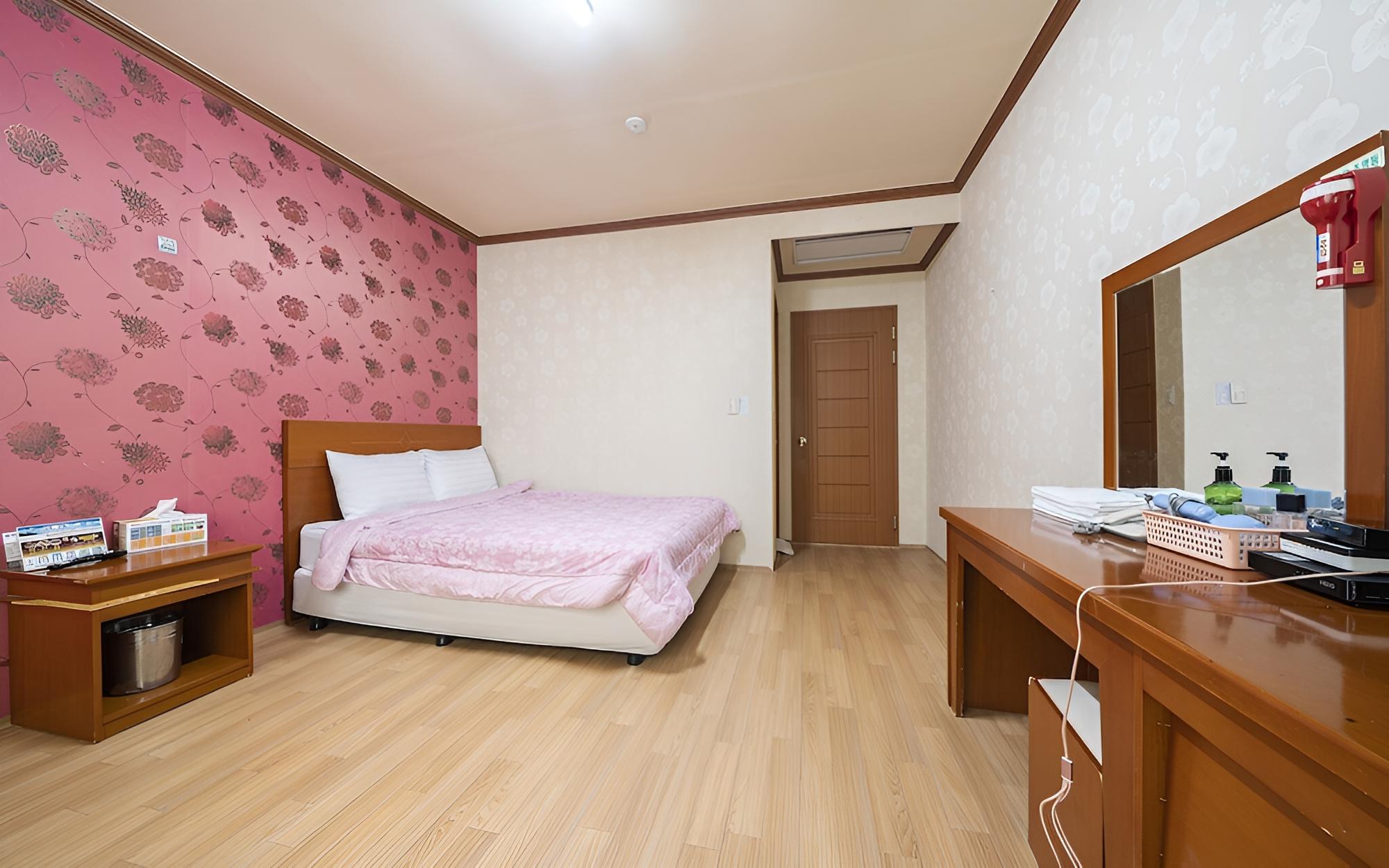 Gangneung Gyeongpodae Gangneung Motel