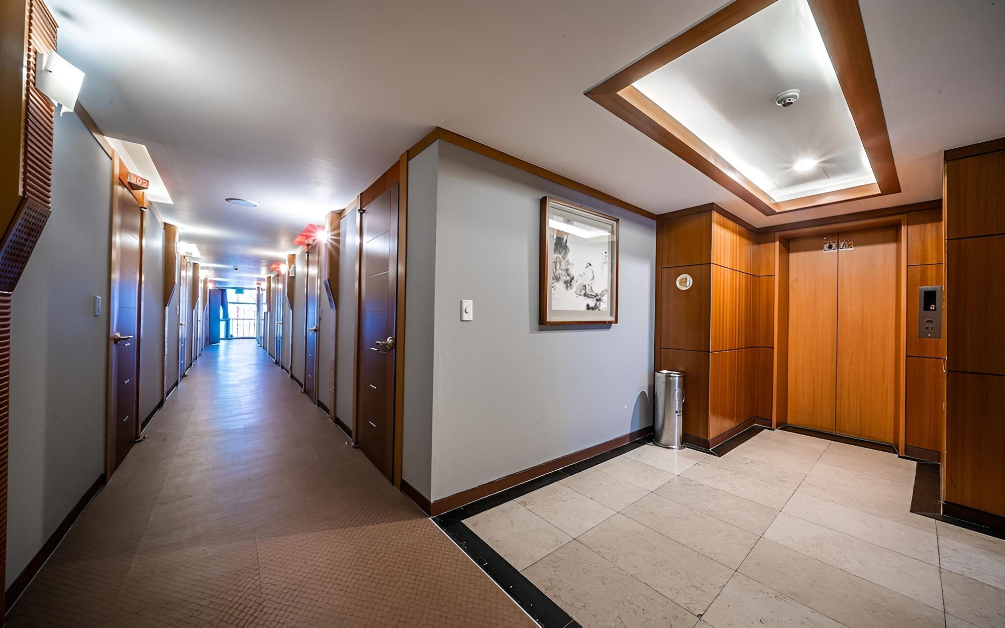 Goyang Karma Hotel