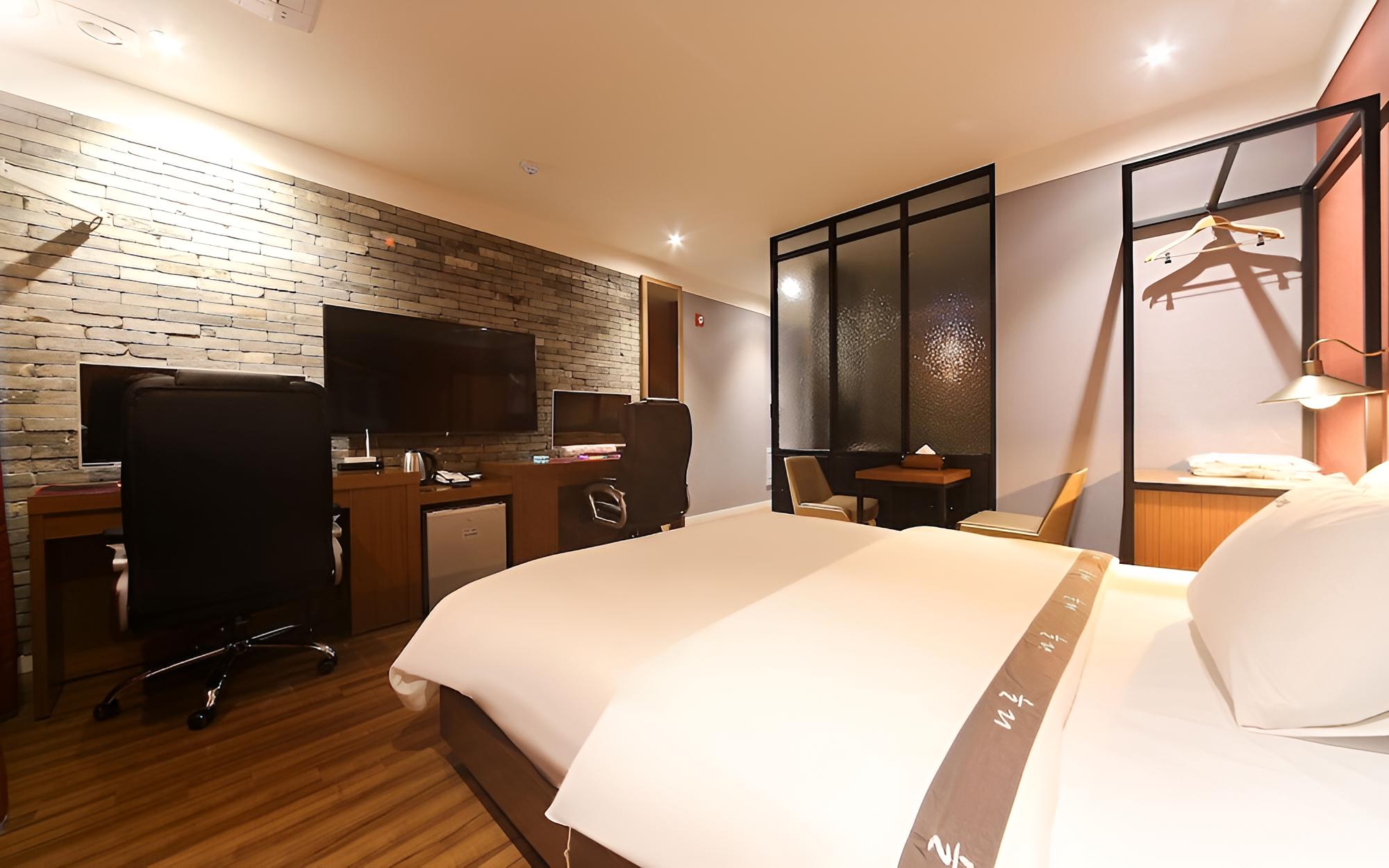 Daejeon Sintanjin Naru Motel