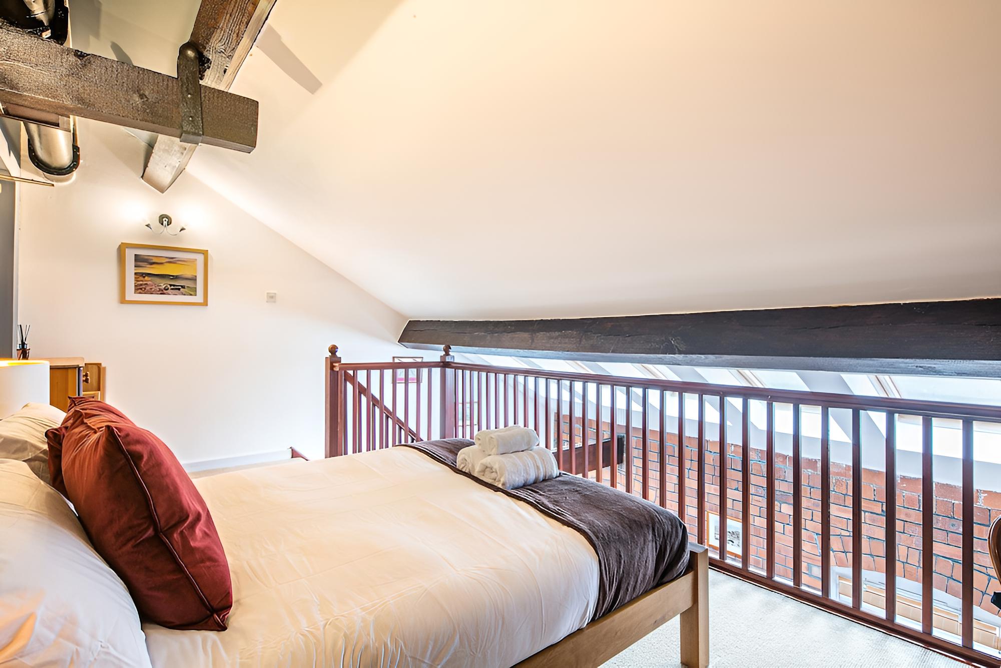 Victoria Quays Loft Apt - Free Parking view 2