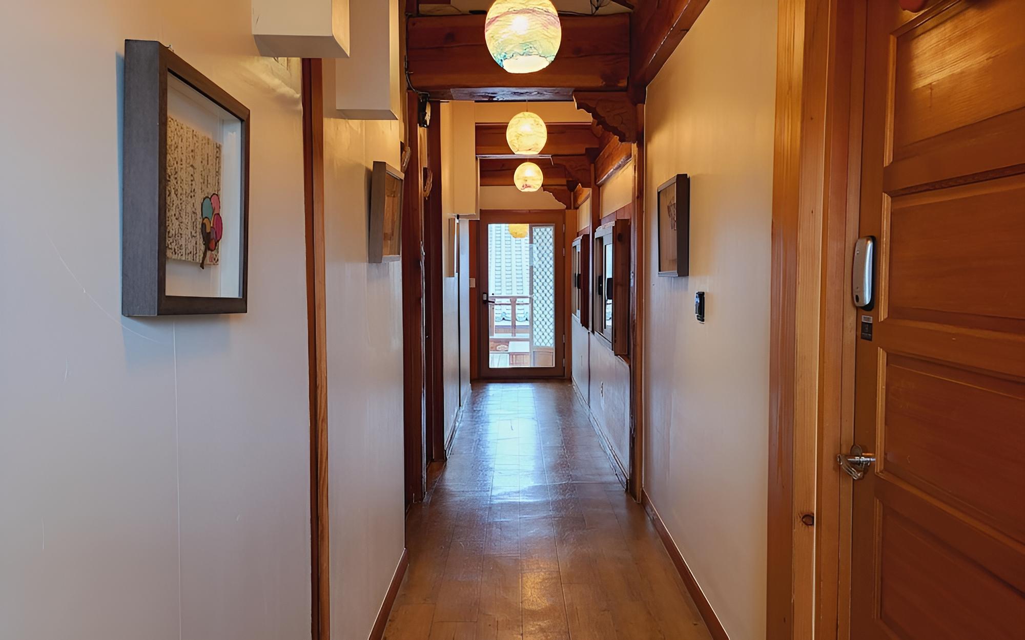 Photo 45