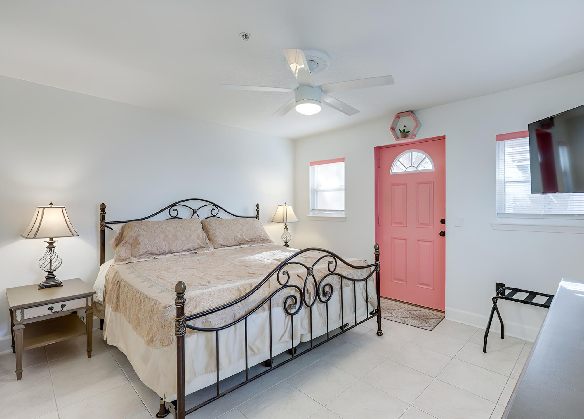 Jacksonville Beach Townhome: Steps to the Sand!