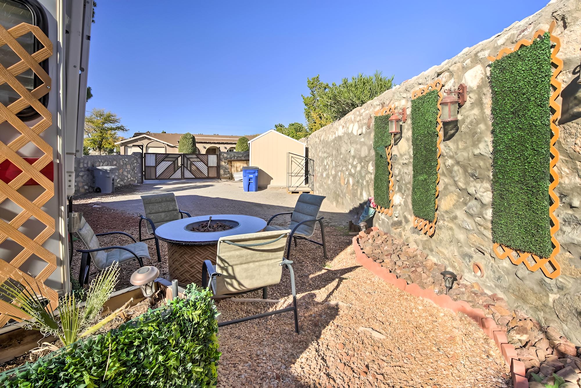 Bright El Paso Studio Near Area Attractions!