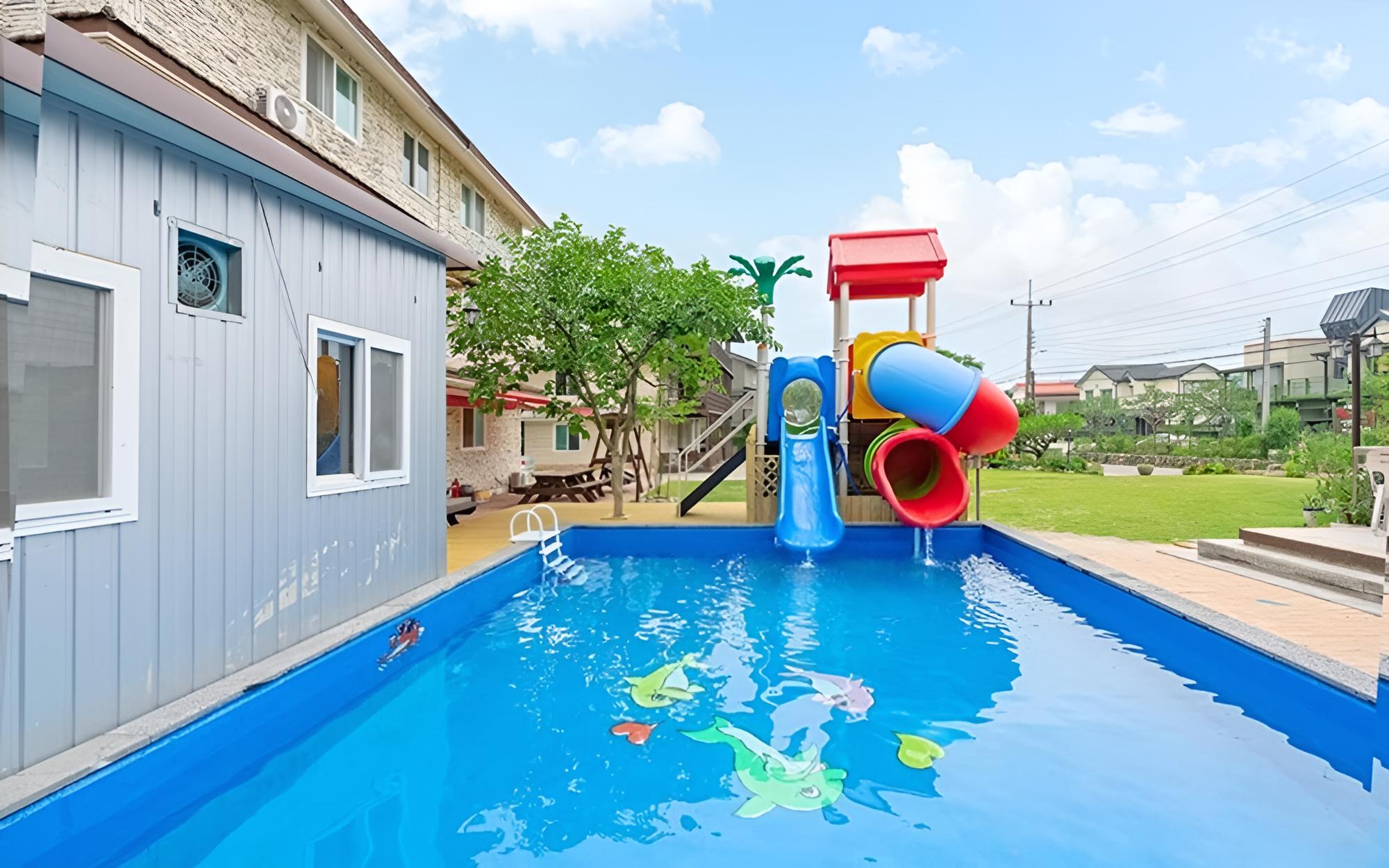 Gyeongju Bonjour Pension view 3
