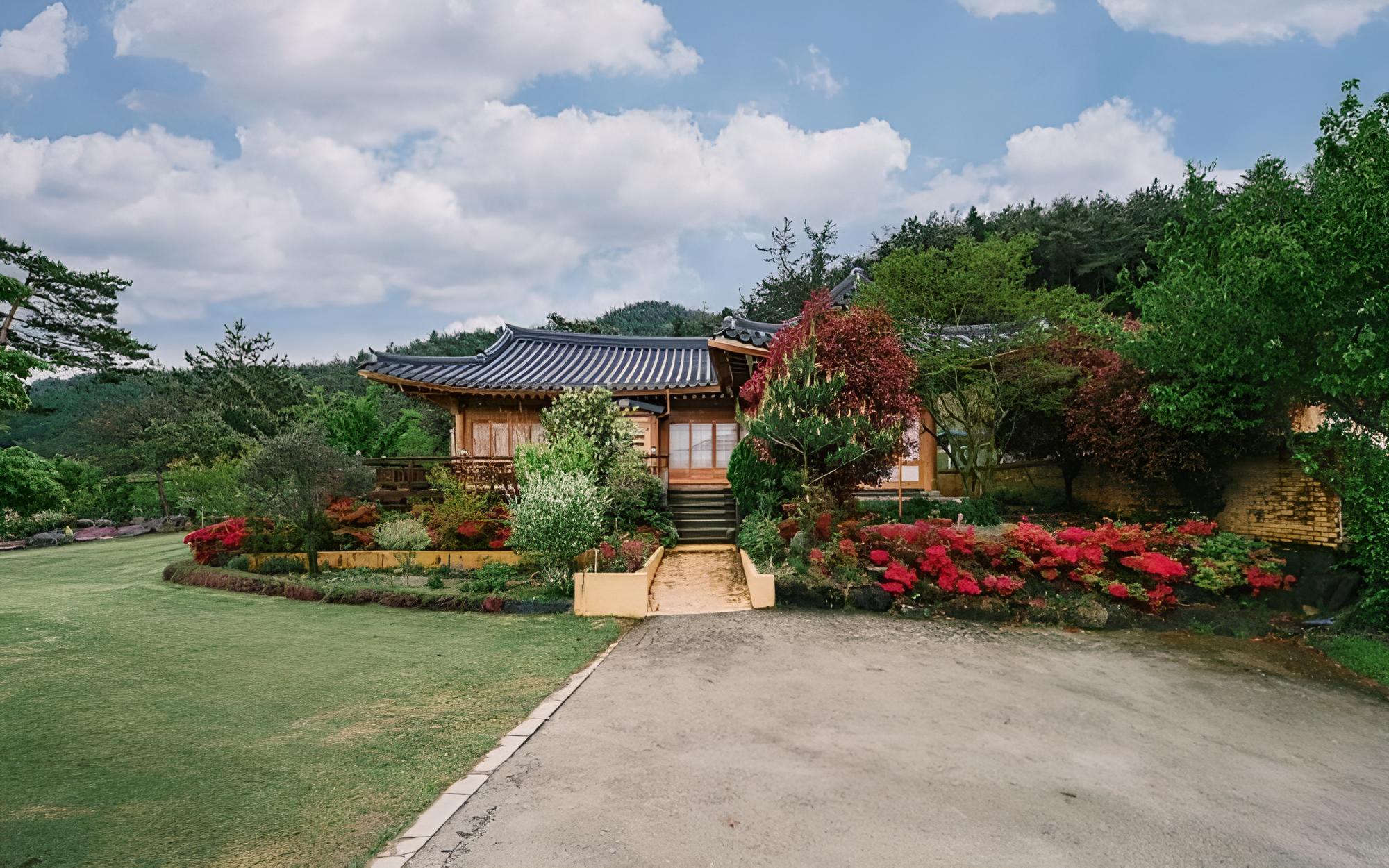 Yeosu Haneulchae Hanok Pension