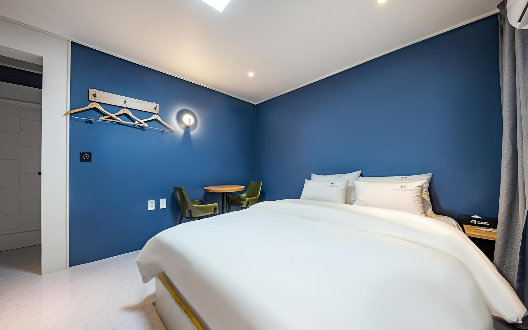 Cheongju Yongam Sloth Hotel