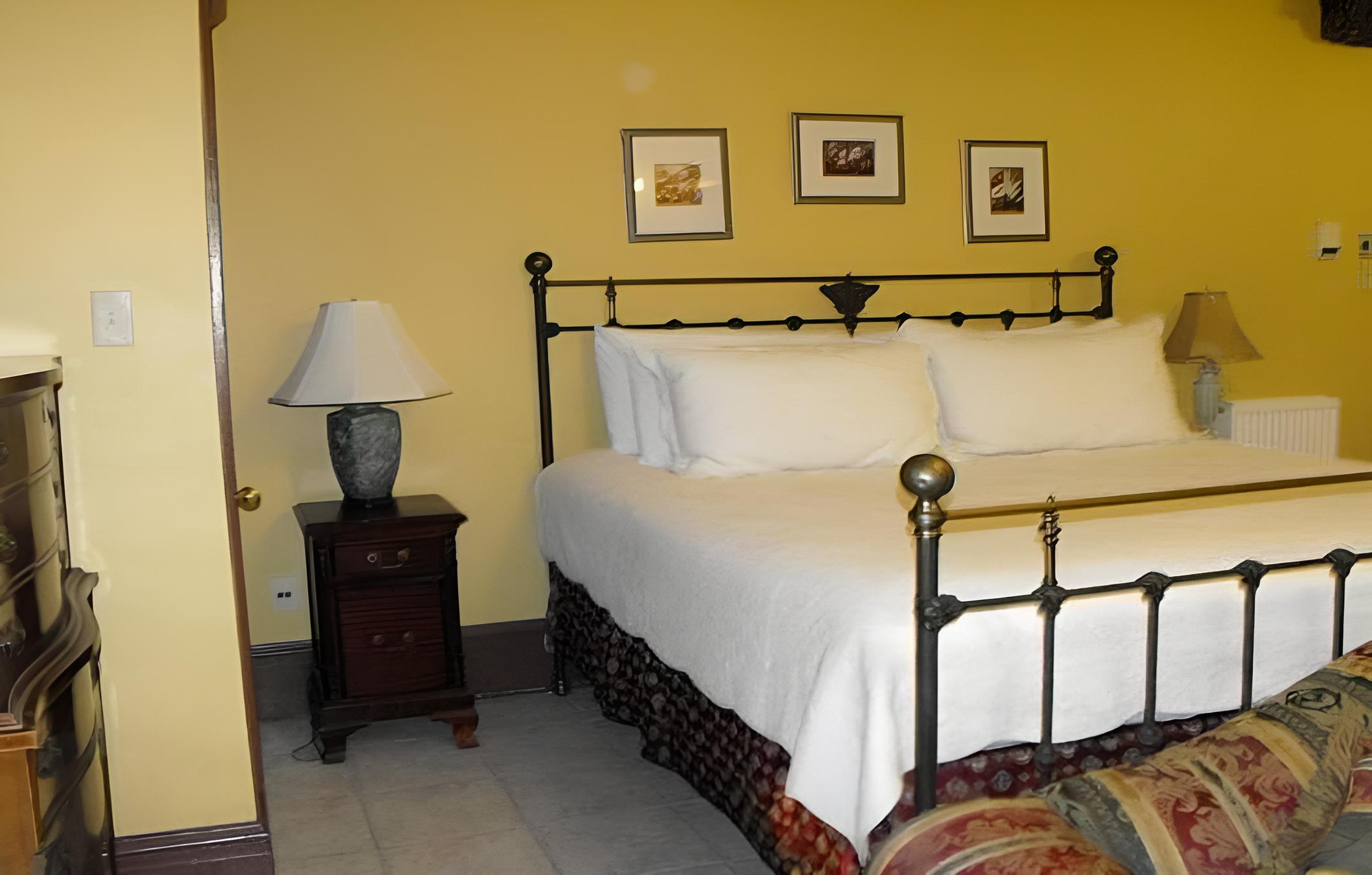 Chipman Hill Suites - Senator Dever House