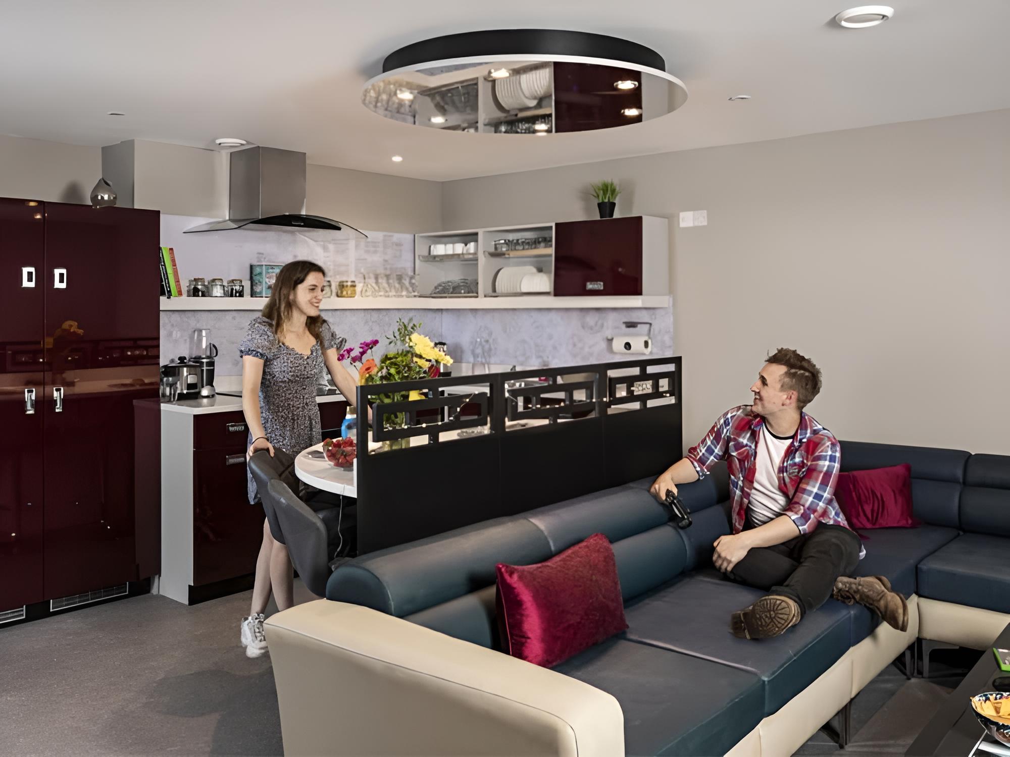 Vibrant Rooms for Students in LEICESTER