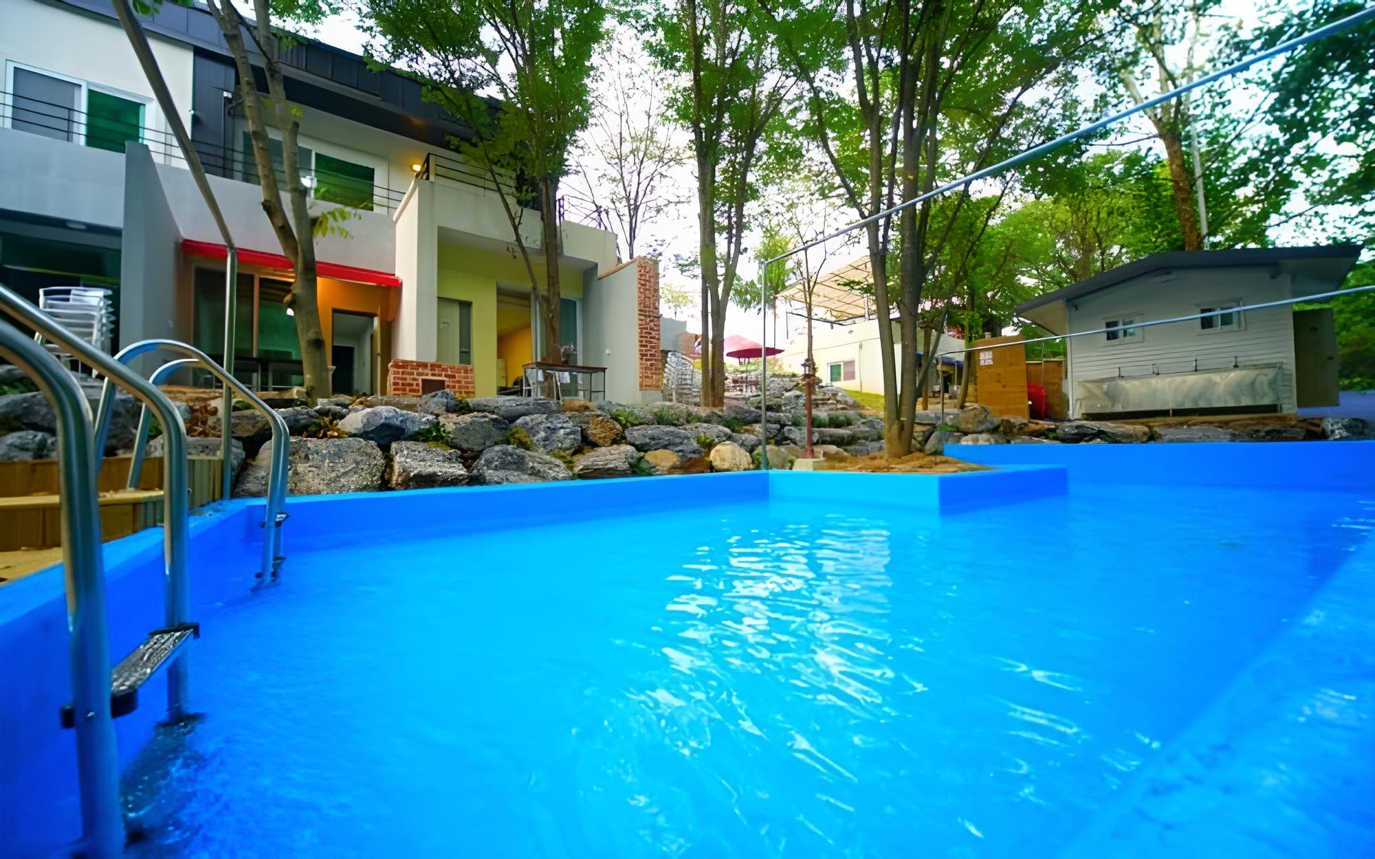 Goesan Namusori Pension