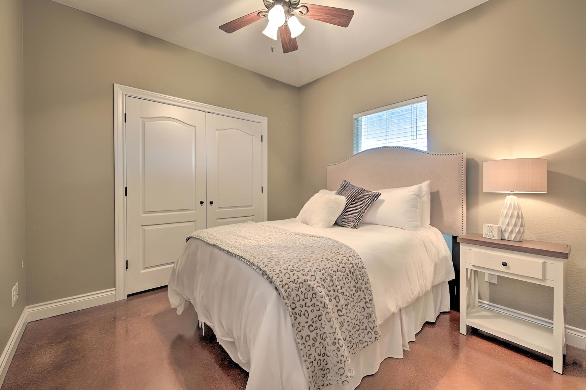 House w/ Outdoor Oasis < 3 Miles From Canyon Lake!