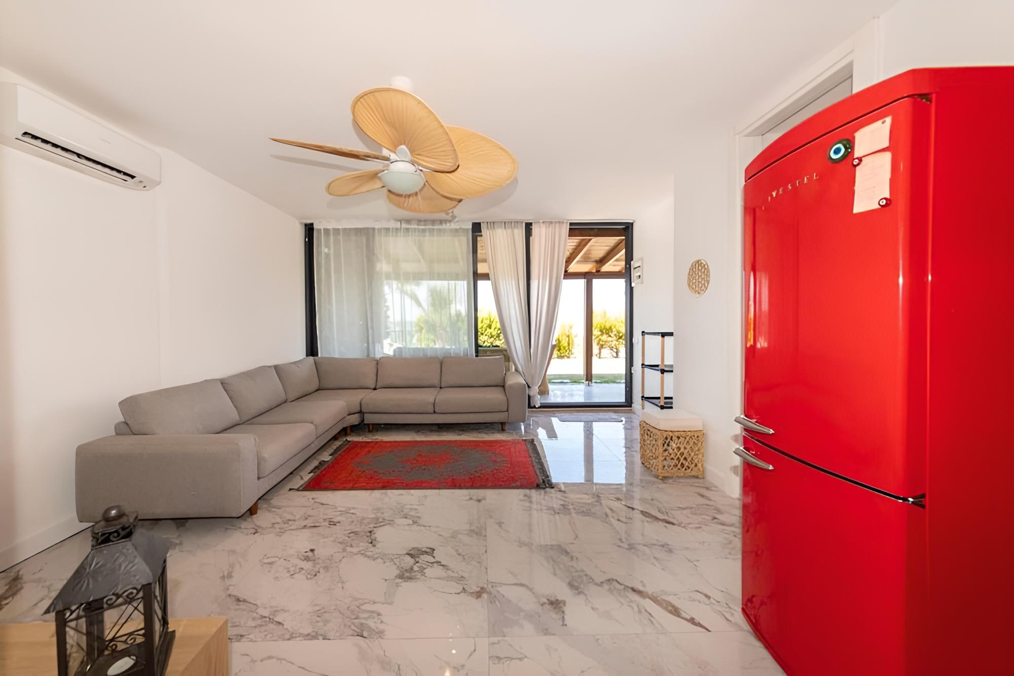 Pleasant Home With Shared Pool in Bodrum