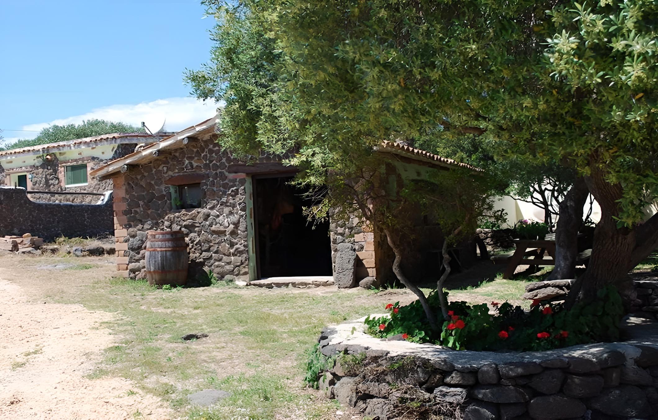 Agriturismo Gulunie a 800 mt dal mare