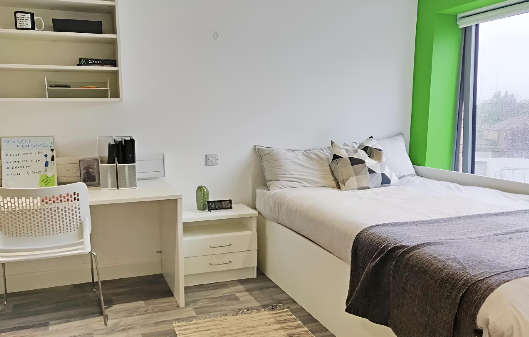 Sophisticated Studios Greenwich