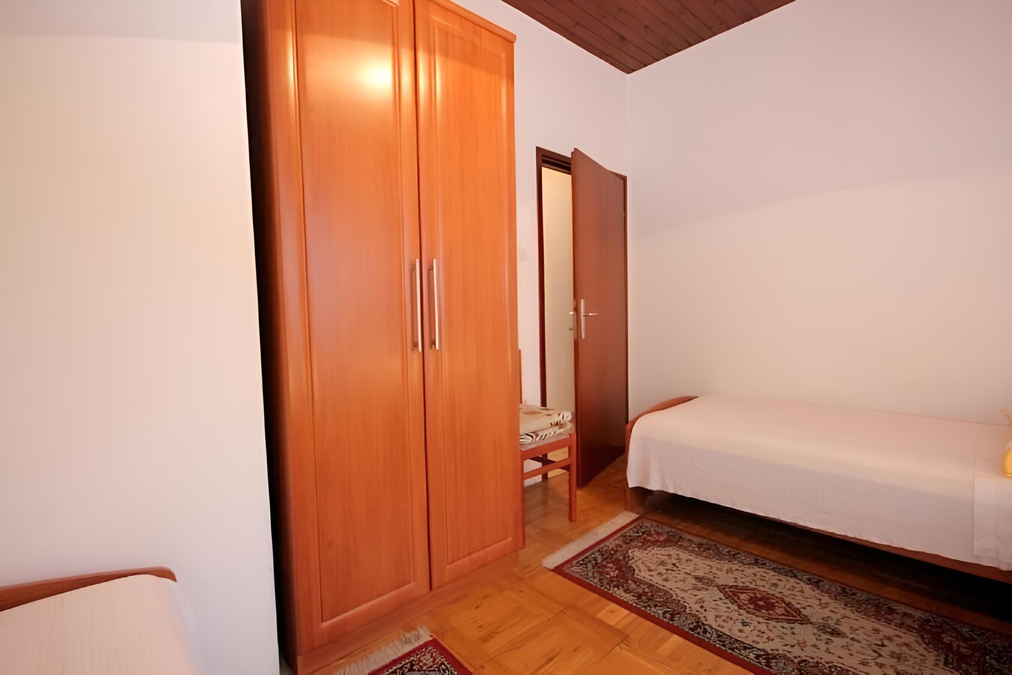Tenara - in Center & Close to the sea - A2