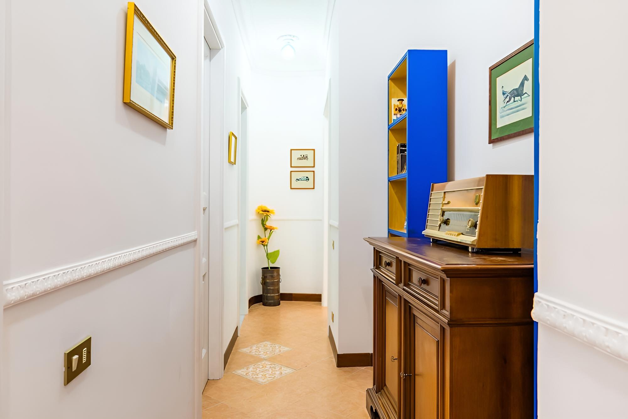 In the Heart of Quartieri Spagnoli photo 5