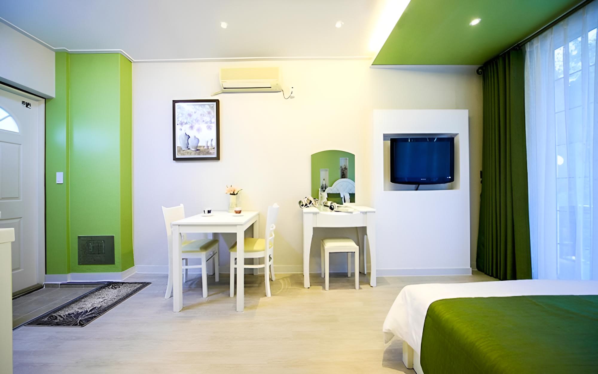 Gangneung Gyeongpo Bali Pension