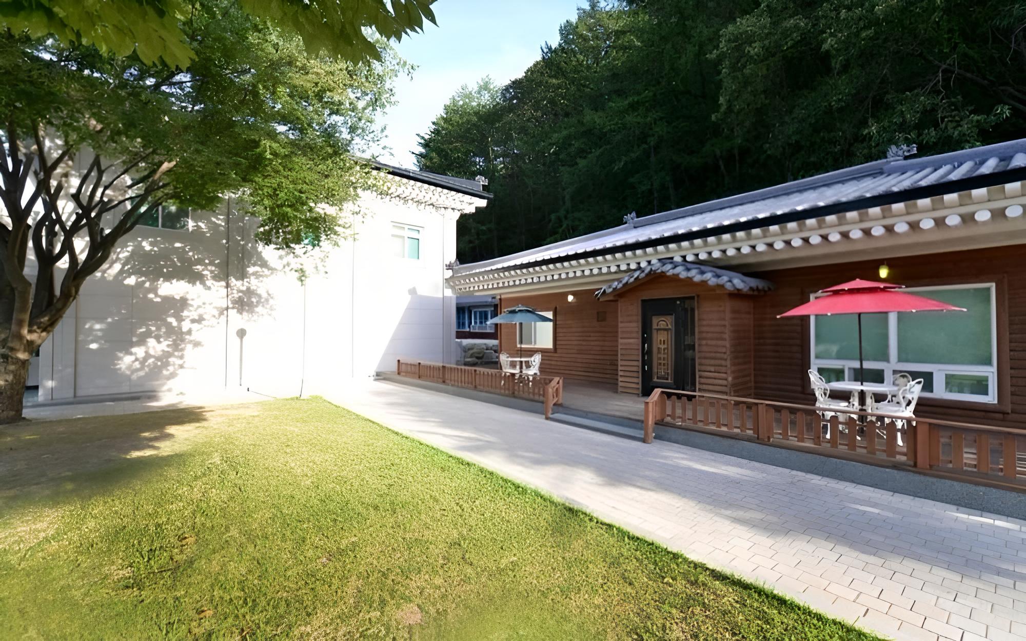 Youngwol Gimsatgat Hyugeso Pension