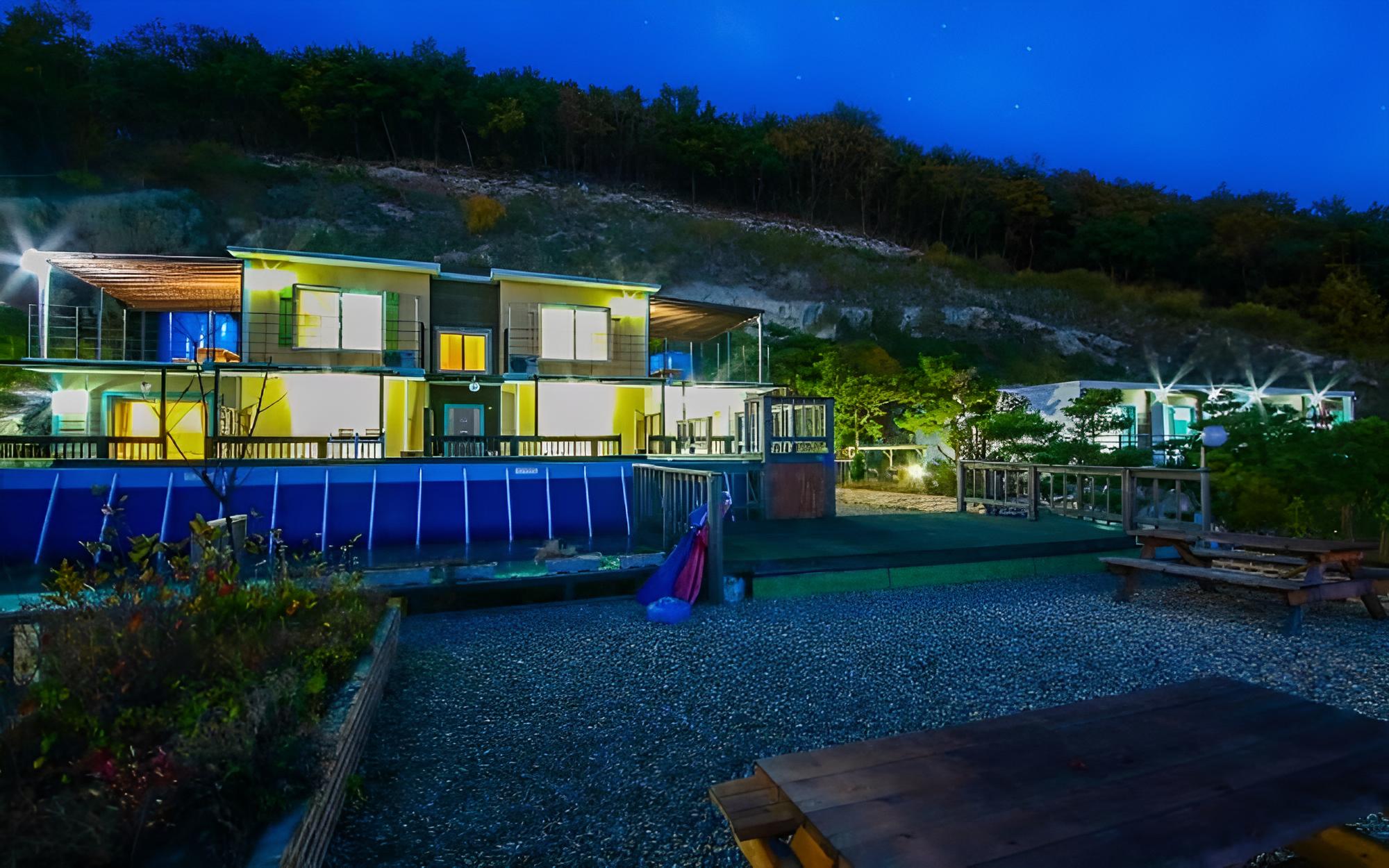 Seokmodo Haebichi Pension