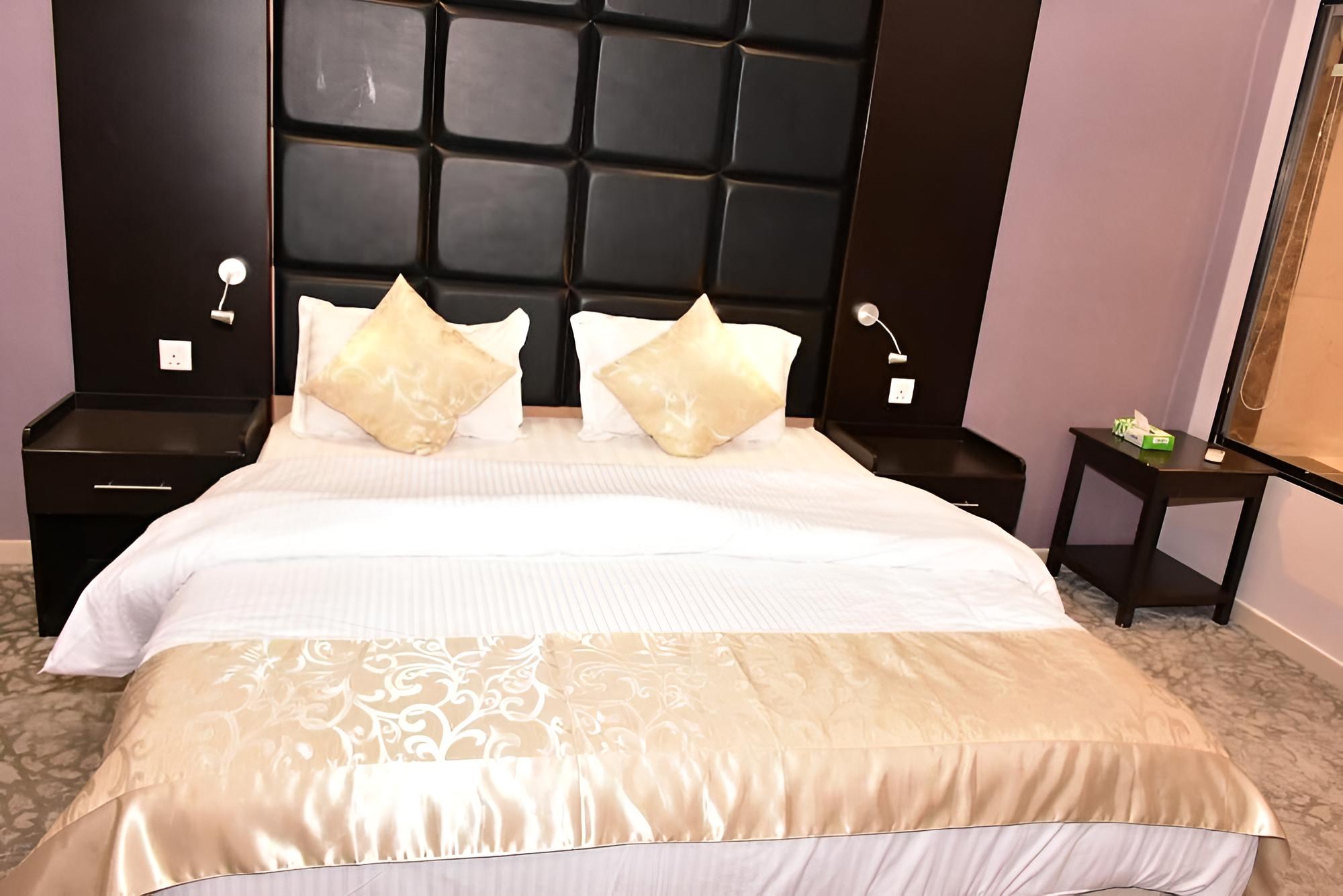 In Maz Aparthotel