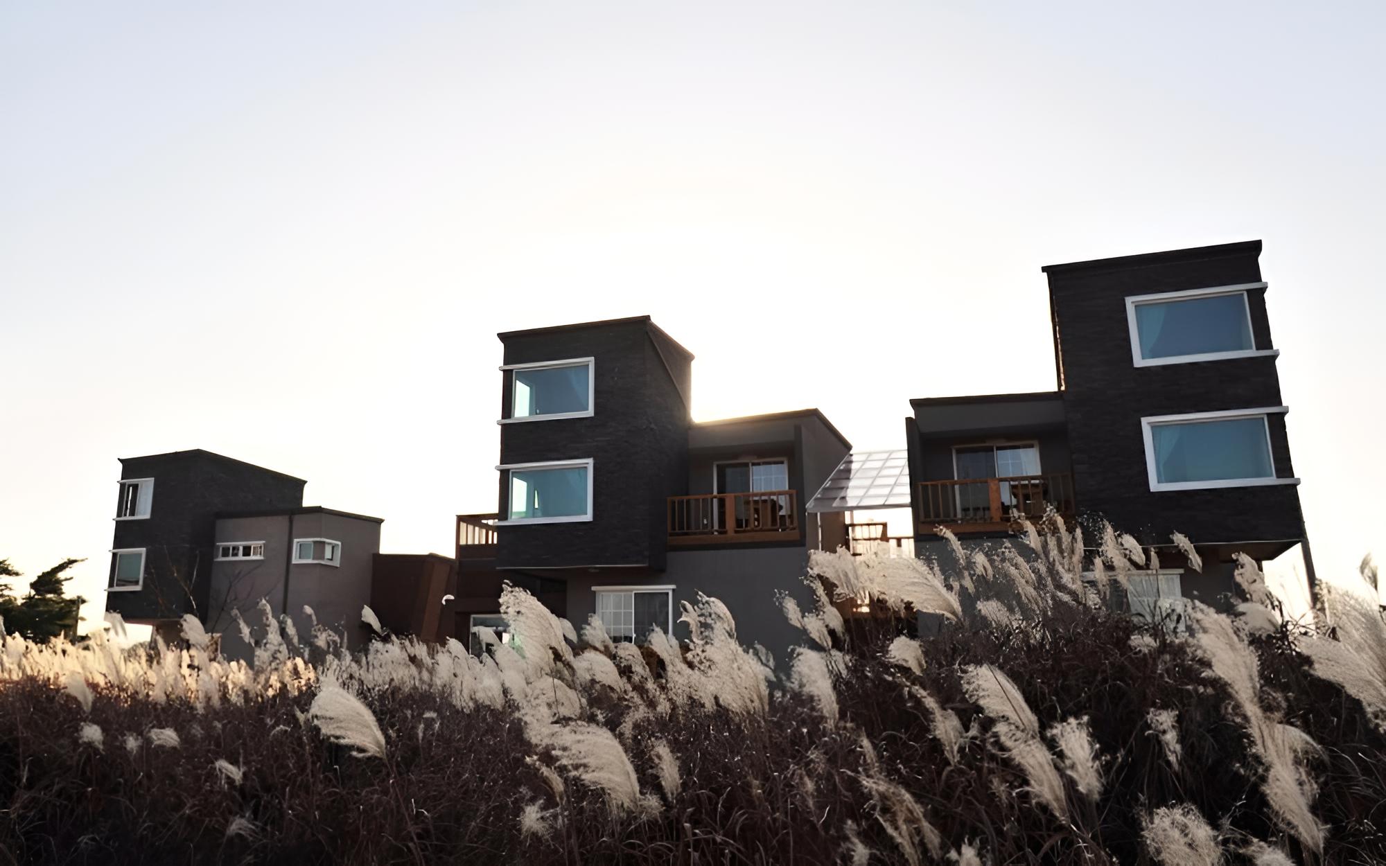 Gangneung Gyeongpo Holiday Pension view 4
