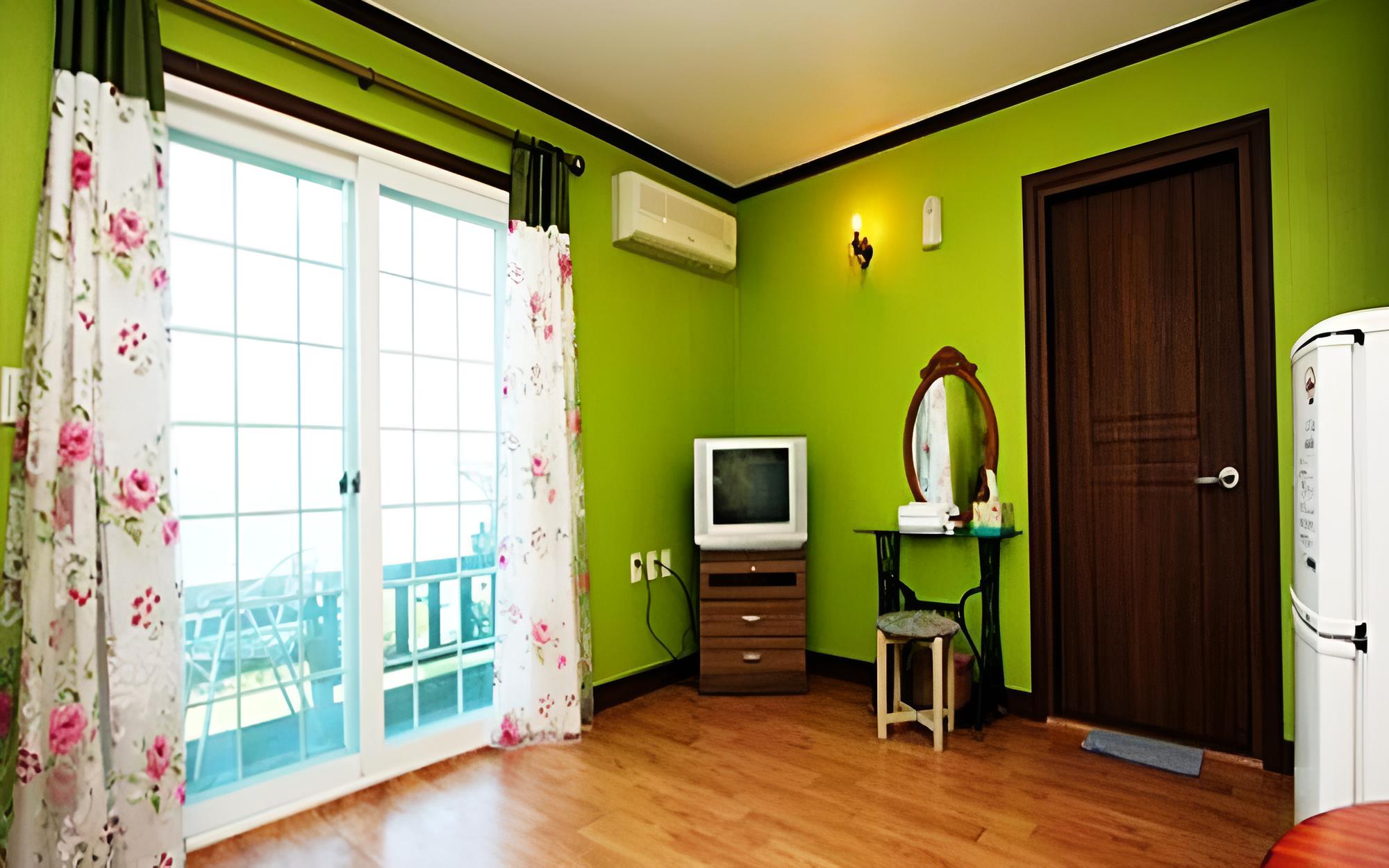Taean Grand Blue Pension view 5