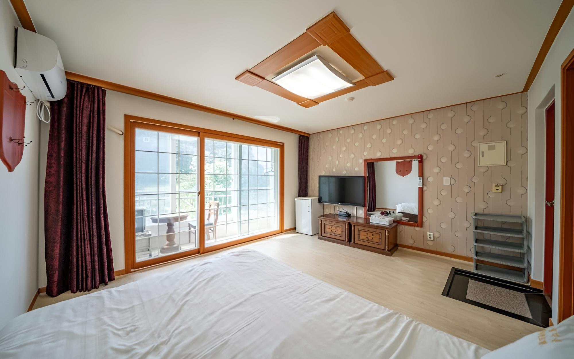 Yangyang Lovely Sea Condotel