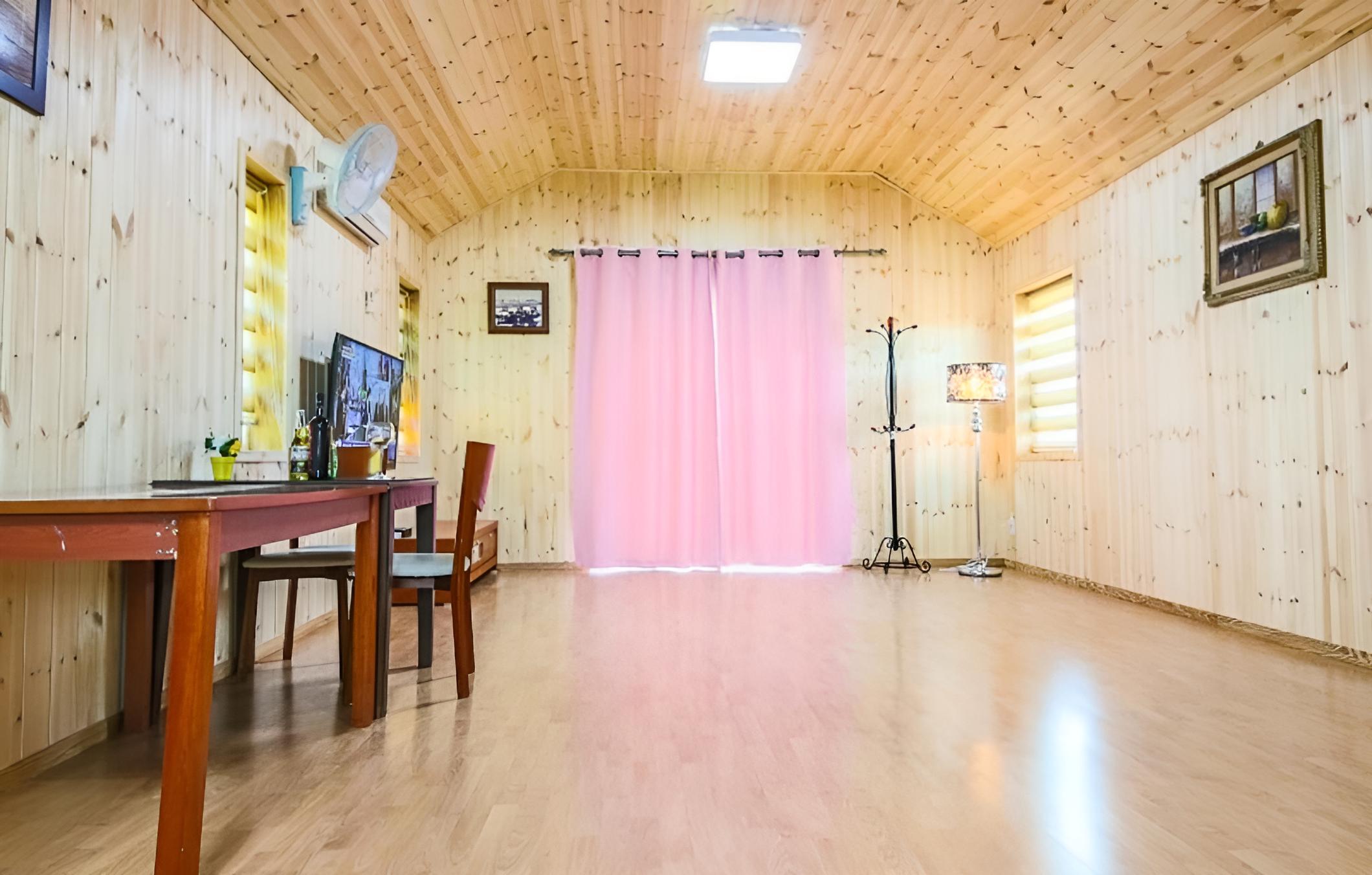 Cheorwon Kerensia Pension view 2