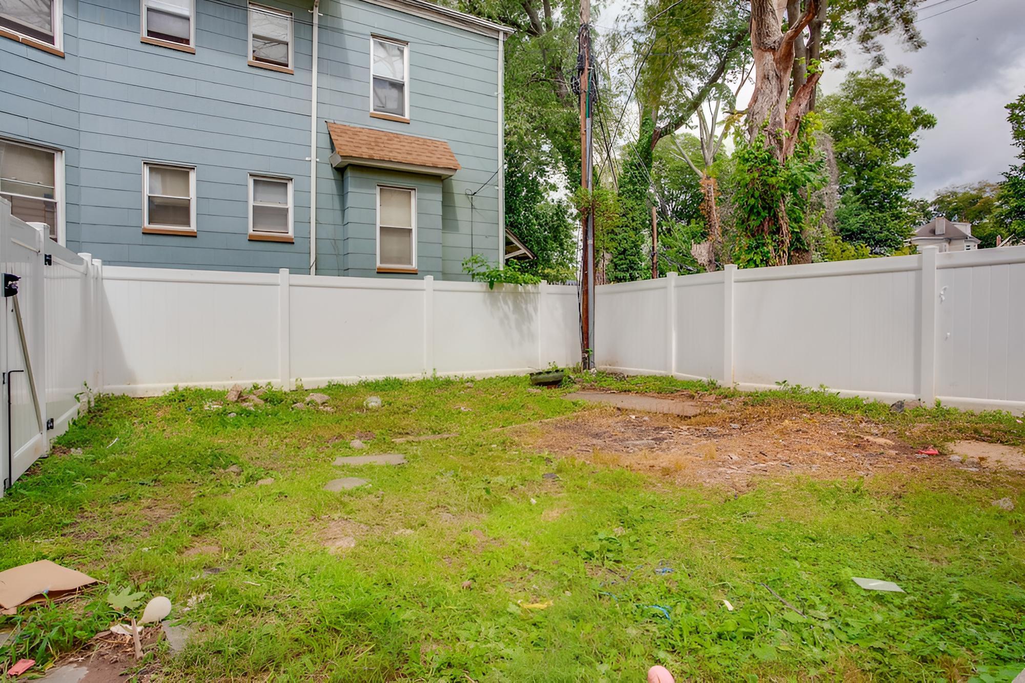Vibrant East Orange Townhome Near Red Bull Arena!