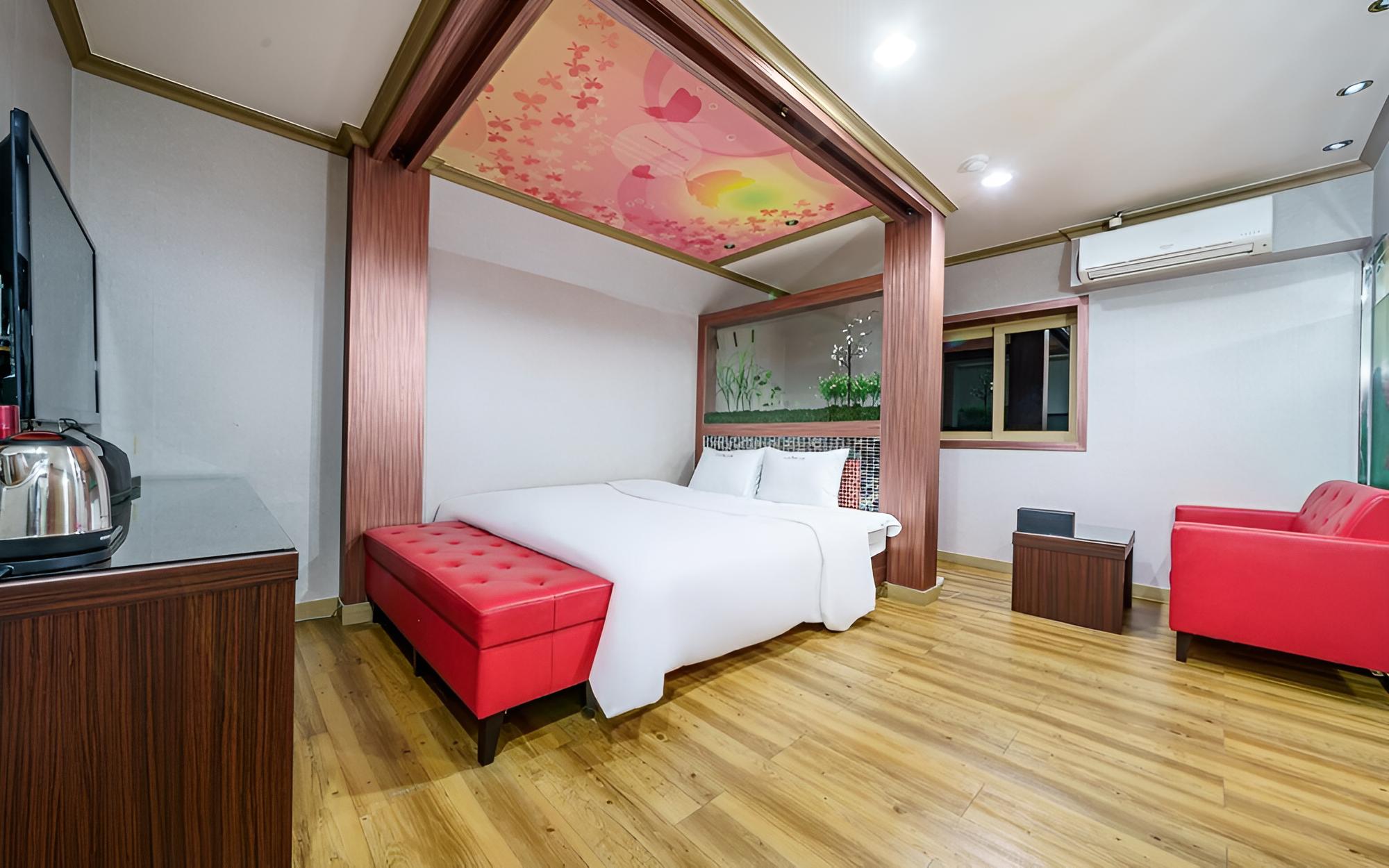 Jinju Nabi Self Check-in Motel
