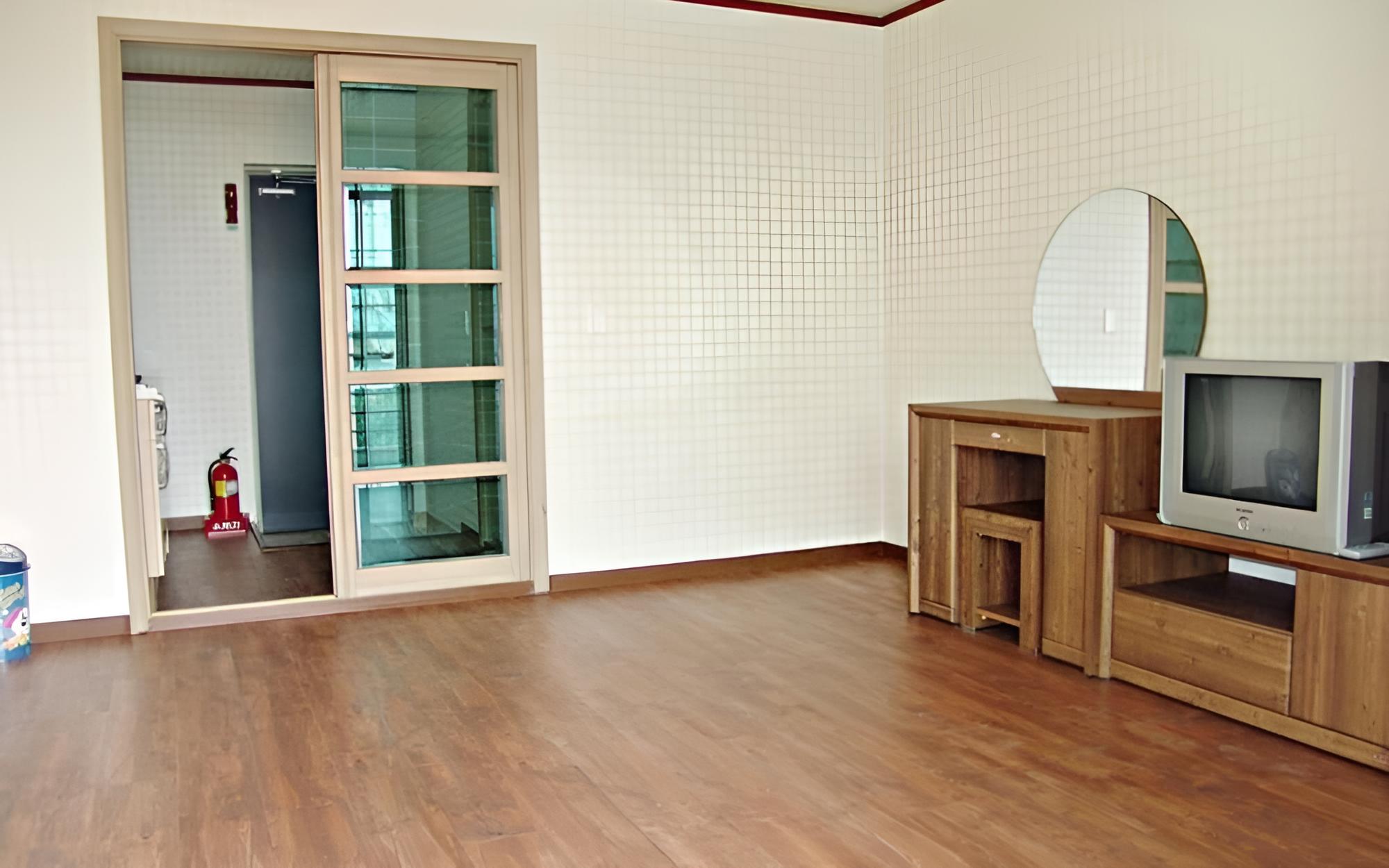 Taean Hakampohaneul Pension