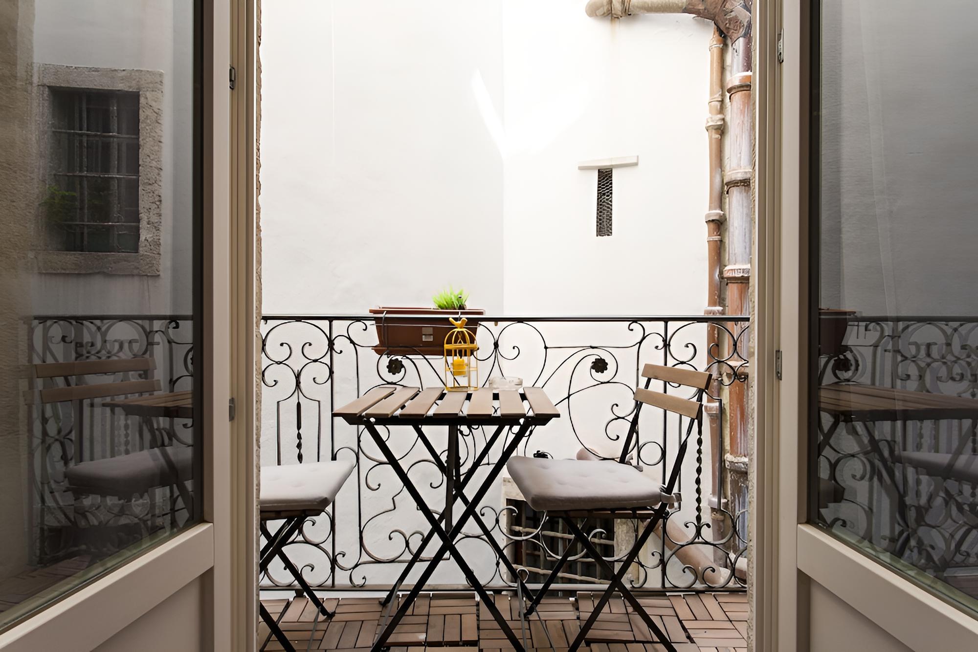 Downtown Madalena by Homing