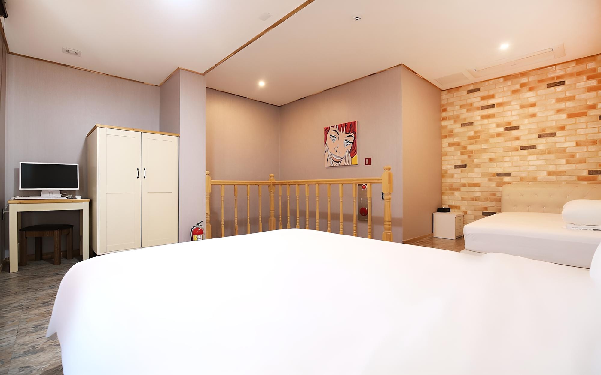Yesan Ryu Hotel view 2