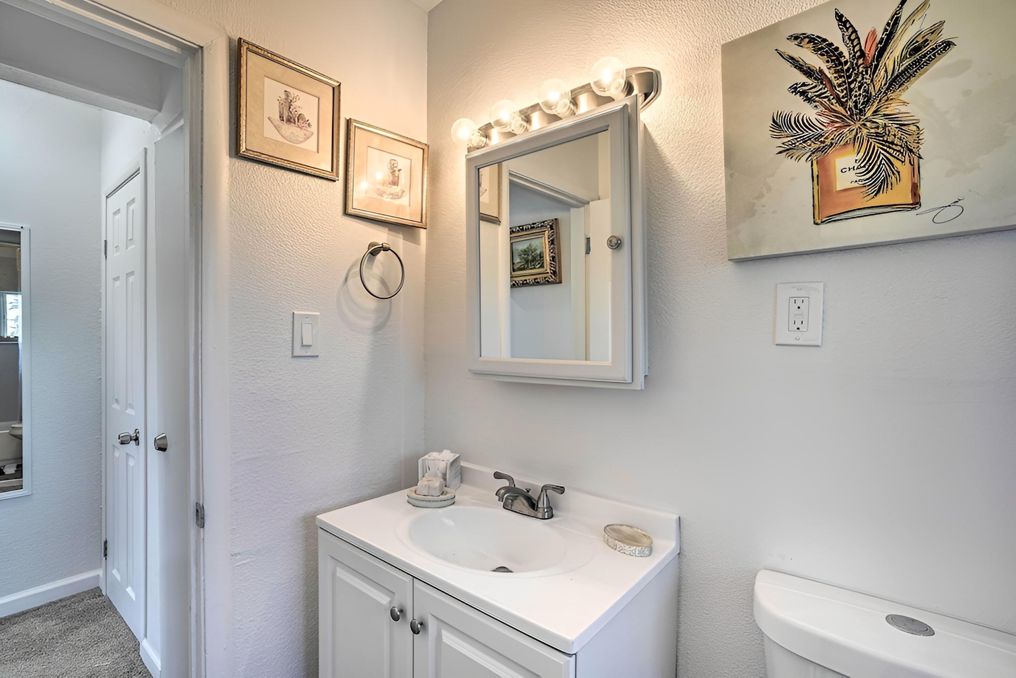 Berkeley Townhome ~ 12 Mi to Downtown SF!
