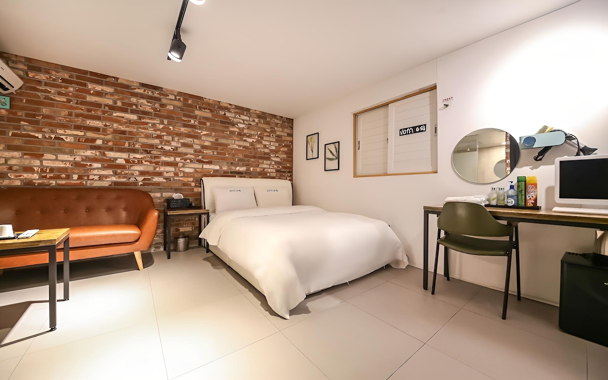 Cheonho Hotel June