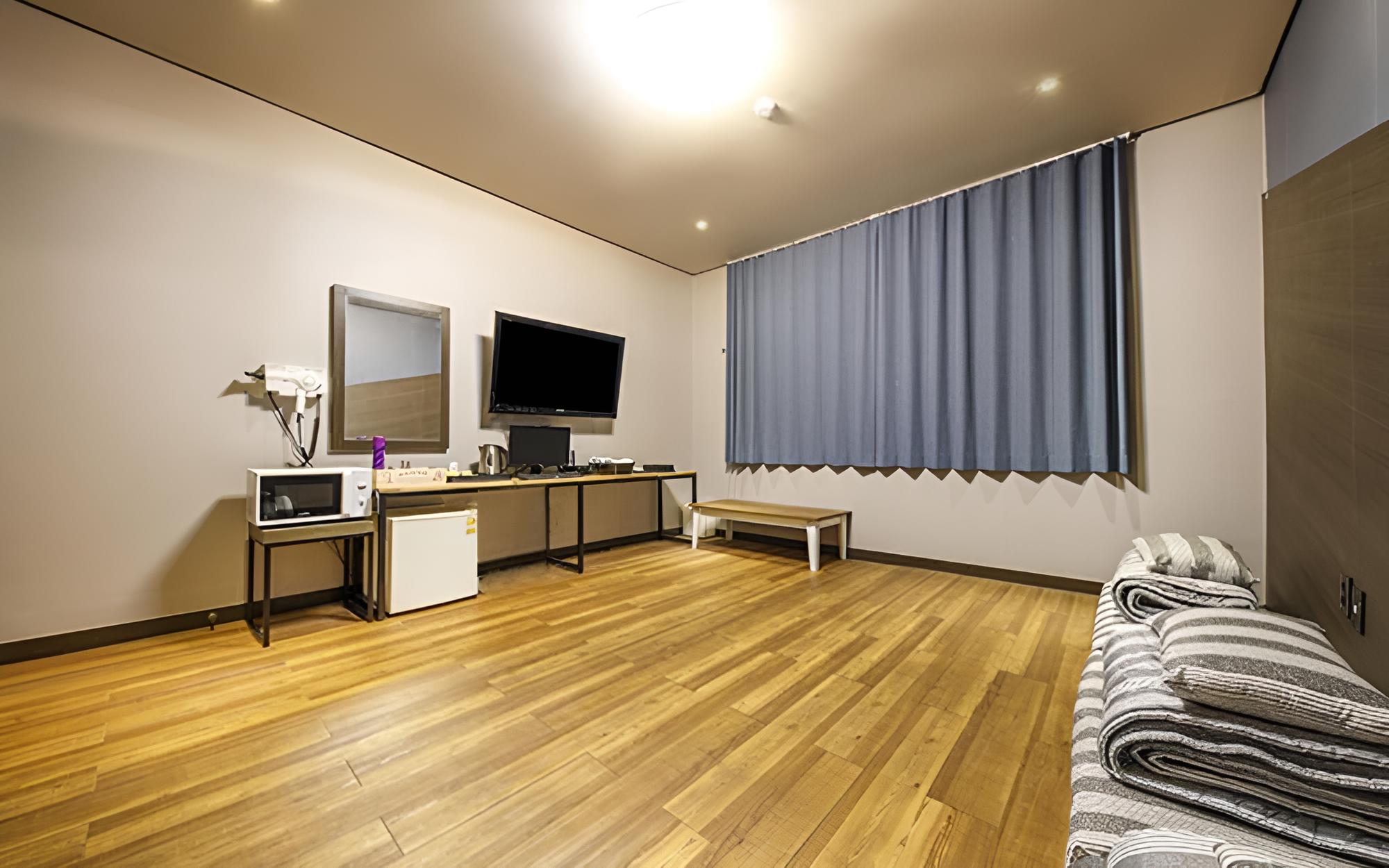 Gongju Hotel Bandi
