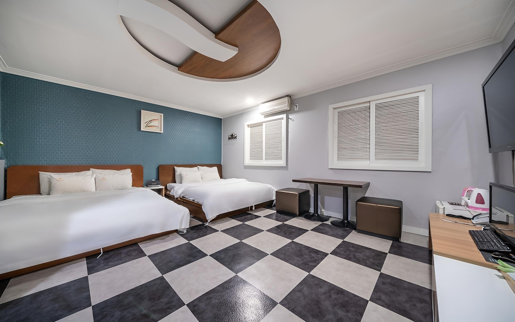 Chuncheon Hotel Ritz