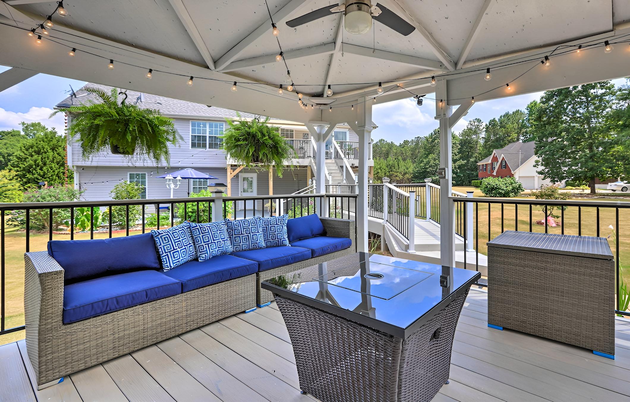 Beautiful Hampton Home w/ Gazebo & Backyard!
