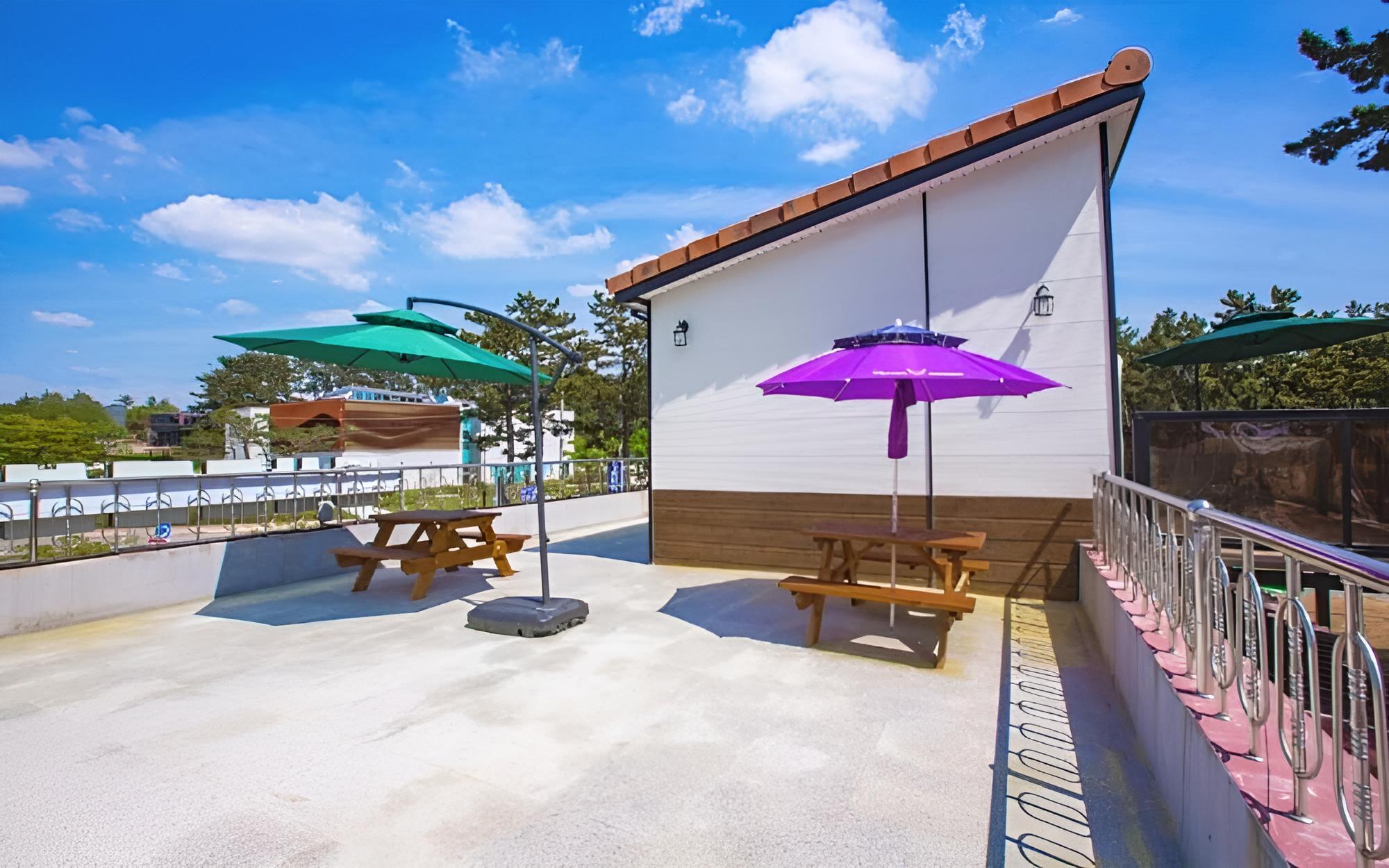 Taean Solbatgil Pension view 4
