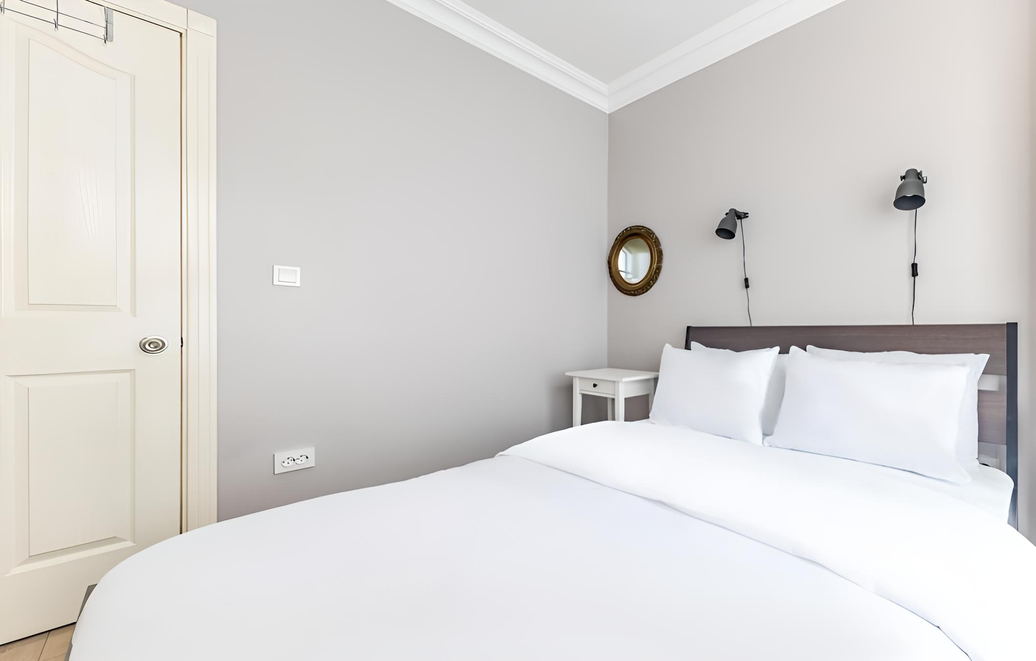Comfortable House With a Cute Backyard in Kadikoy