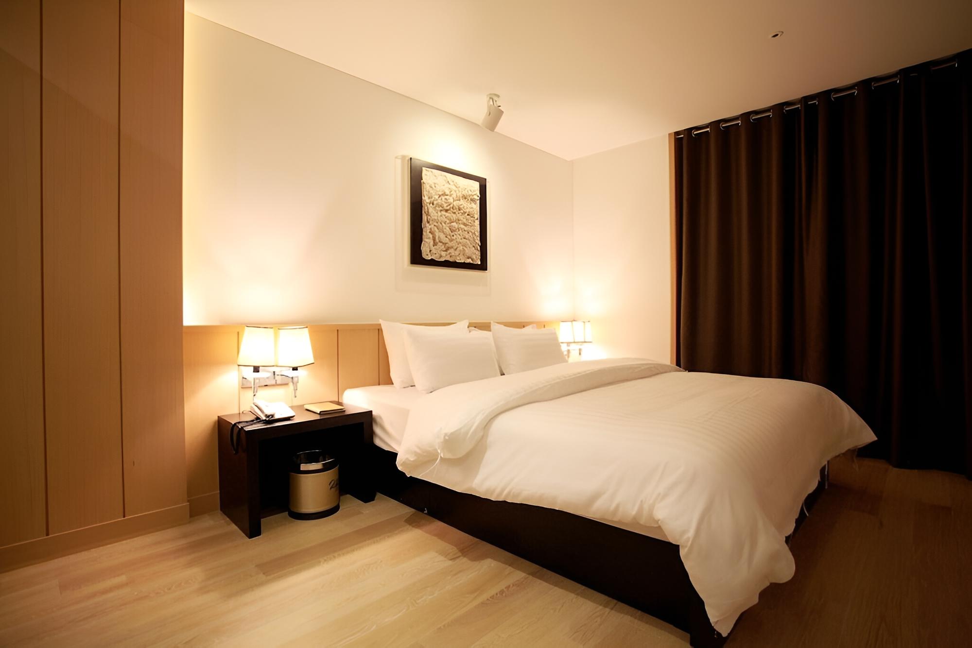 Incheon Ali Suite Hotel